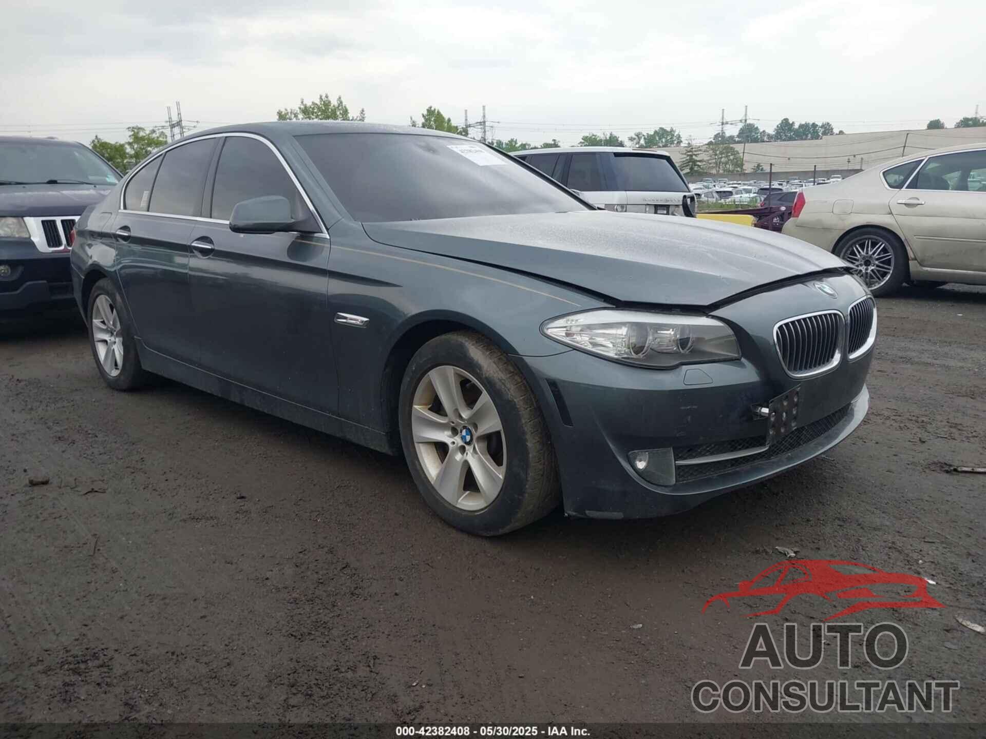 BMW 528I 2011 - WBAFR1C56BC743645