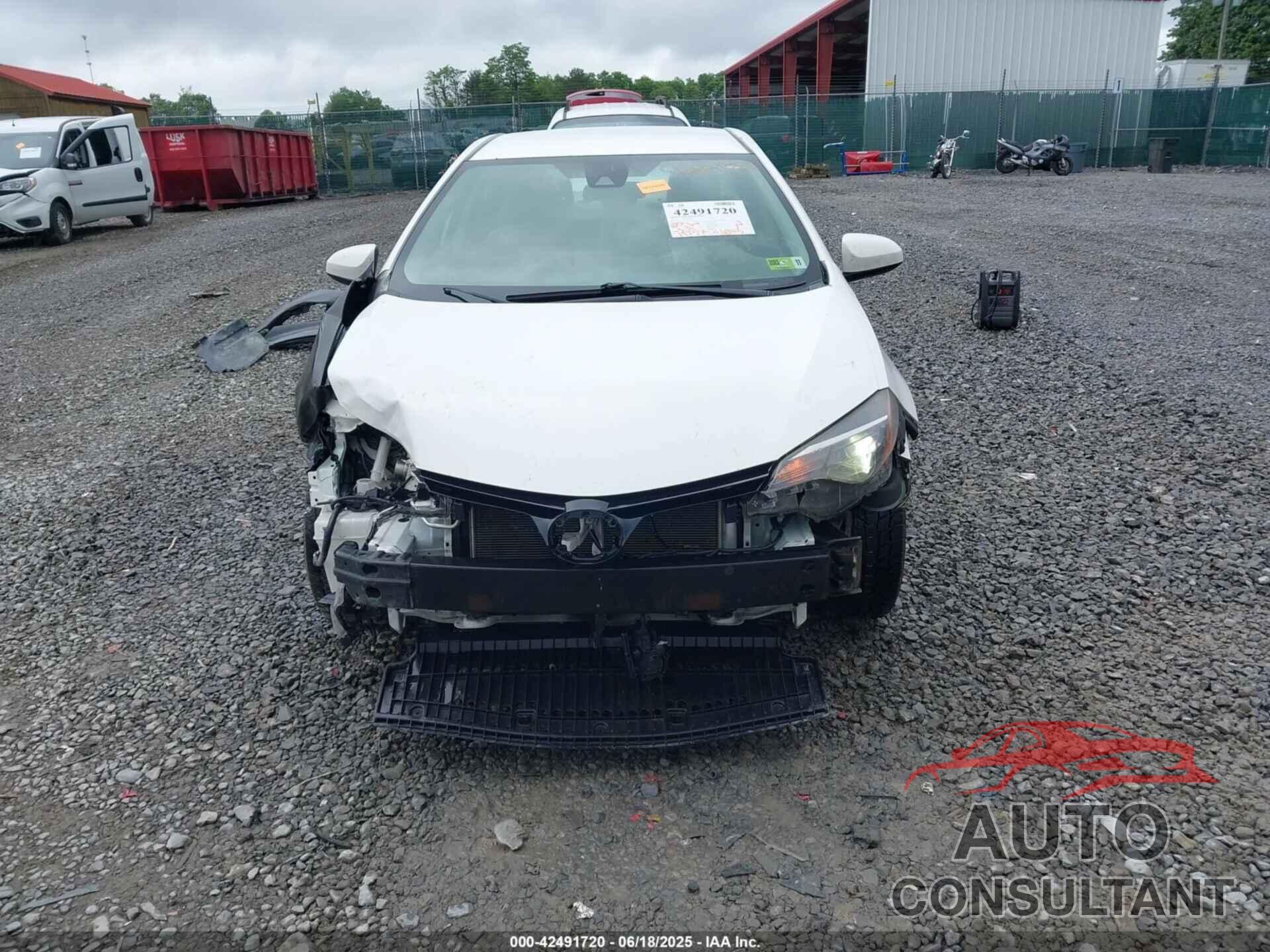 TOYOTA COROLLA 2017 - 2T1BURHE5HC855733