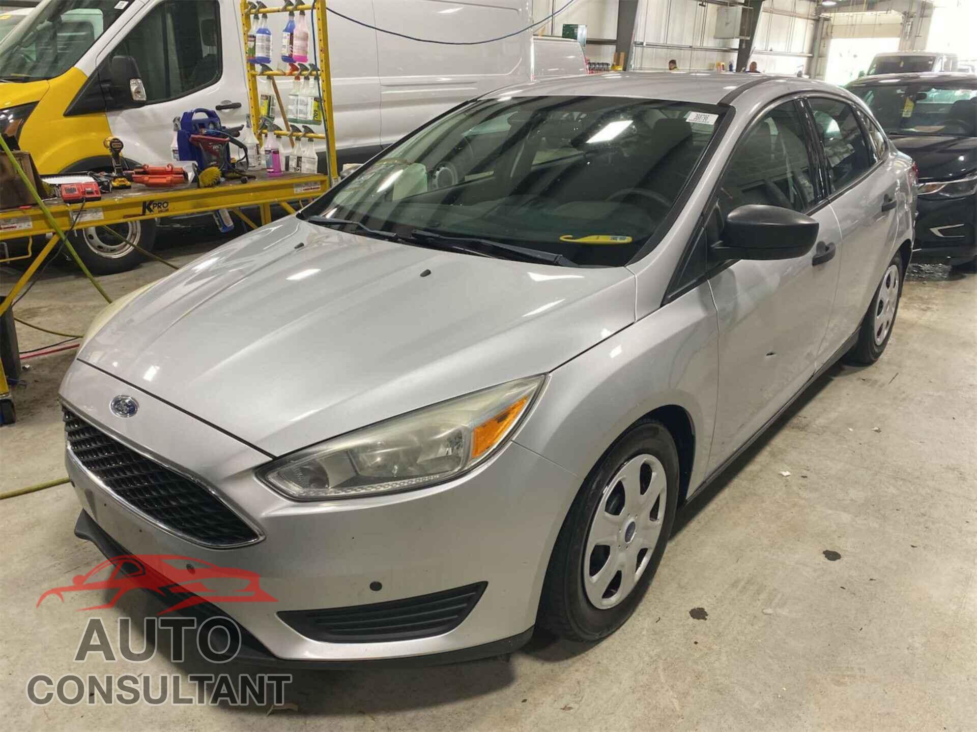 FORD FOCUS 2016 - 1FADP3E26GL311200