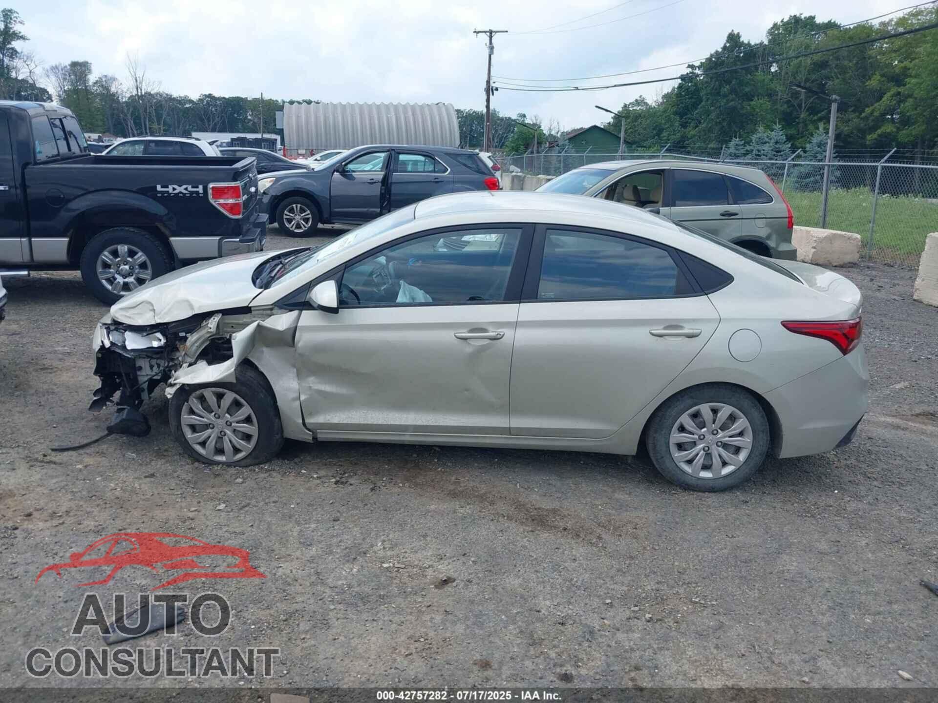HYUNDAI ACCENT 2018 - 3KPC24A35JE028649