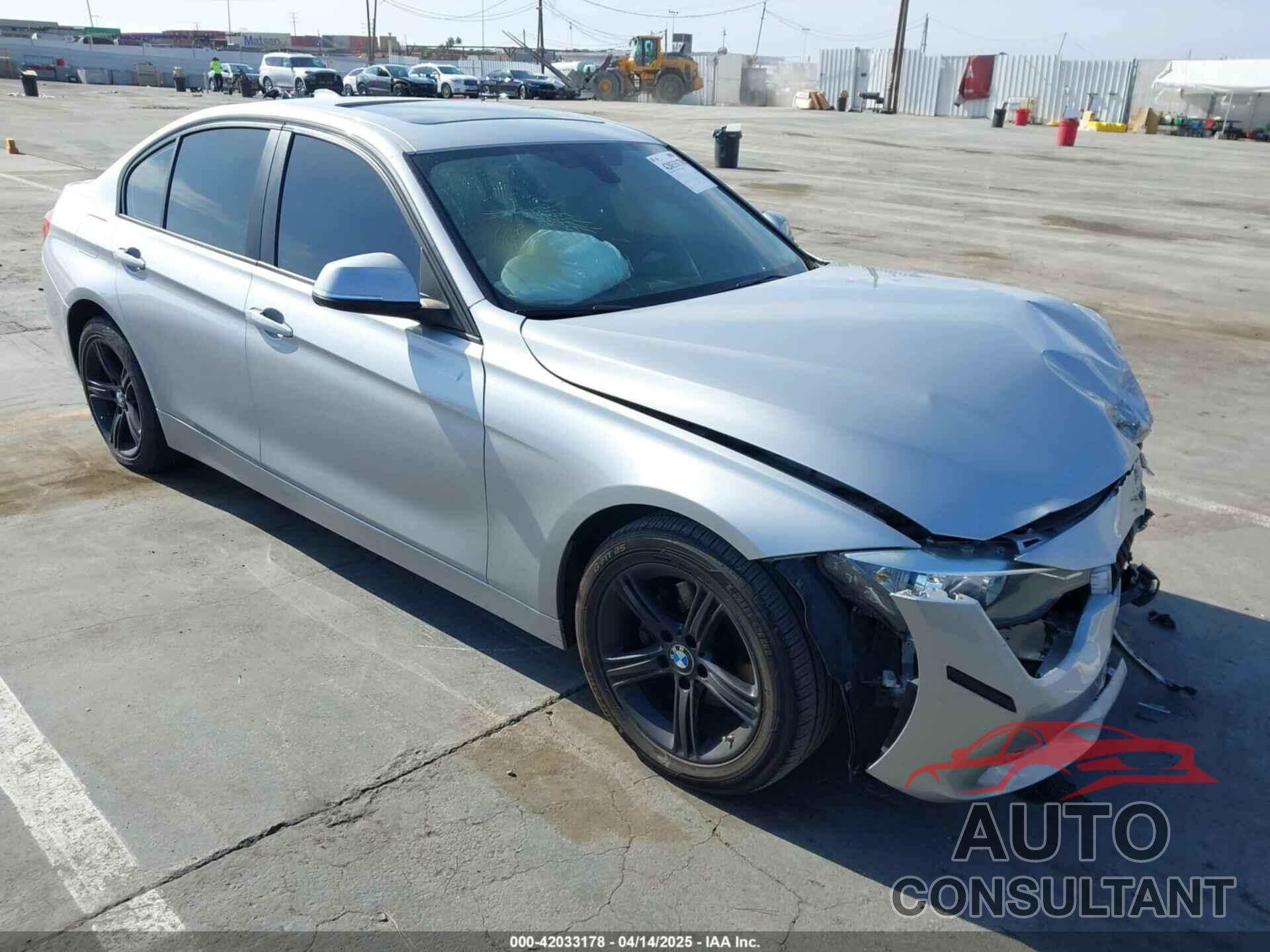 BMW 320I 2014 - WBA3B1G52ENS80641