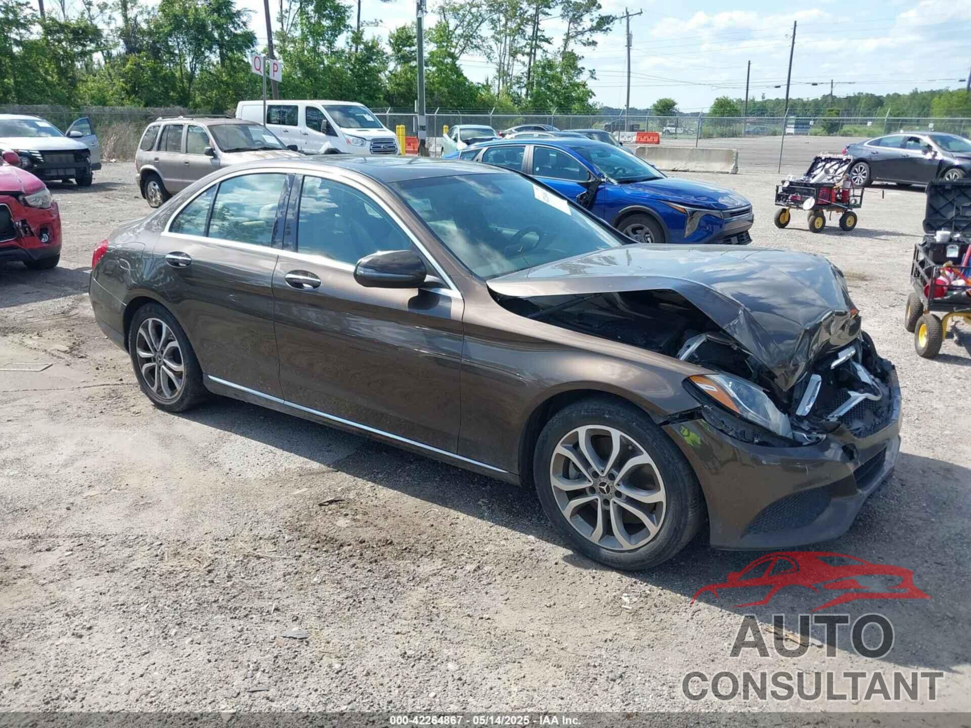 MERCEDES-BENZ C 300 2018 - 55SWF4JB9JU240617
