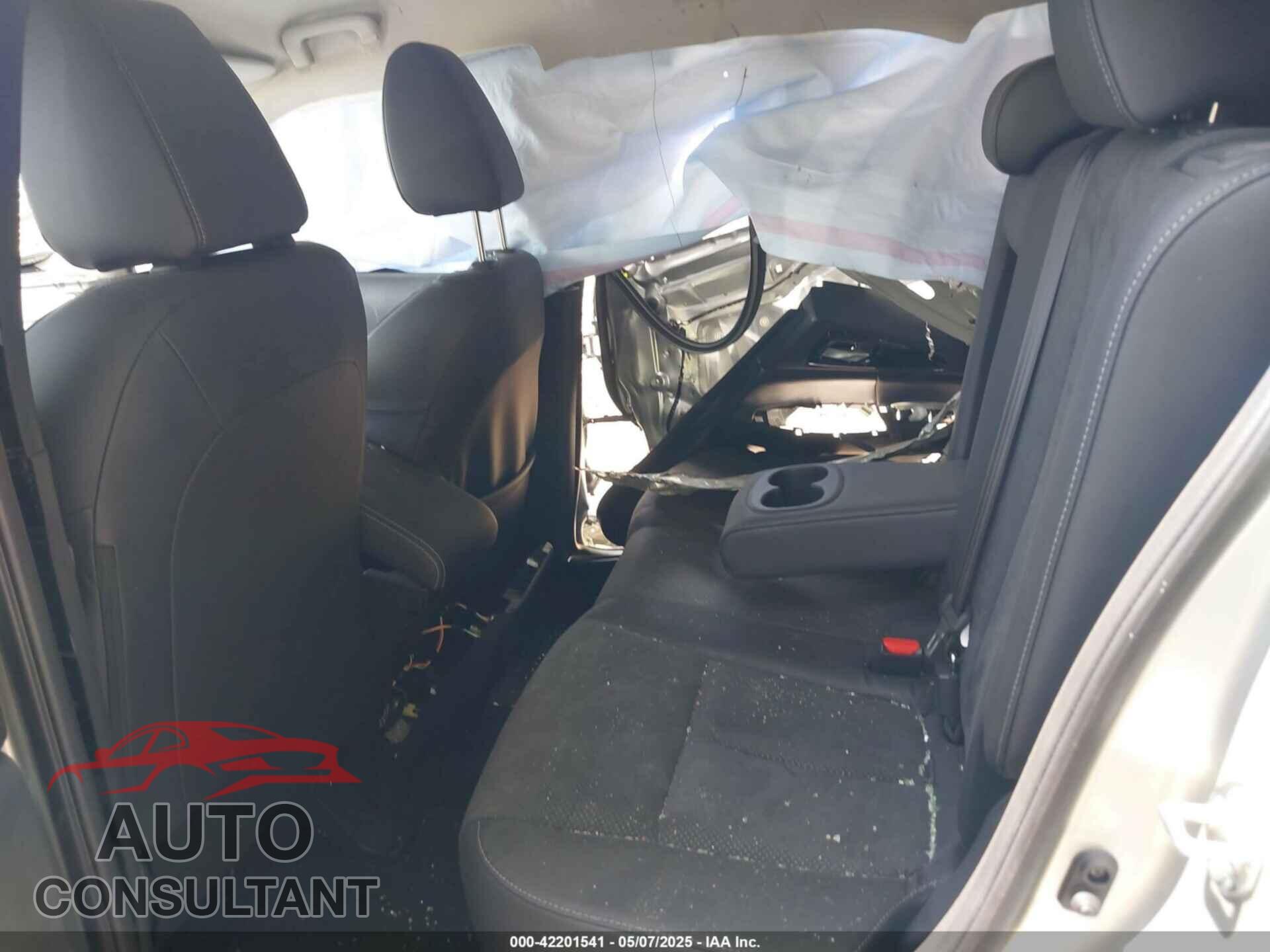 MITSUBISHI ECLIPSE CROSS 2025 - JA4ATWAA9SZ006037