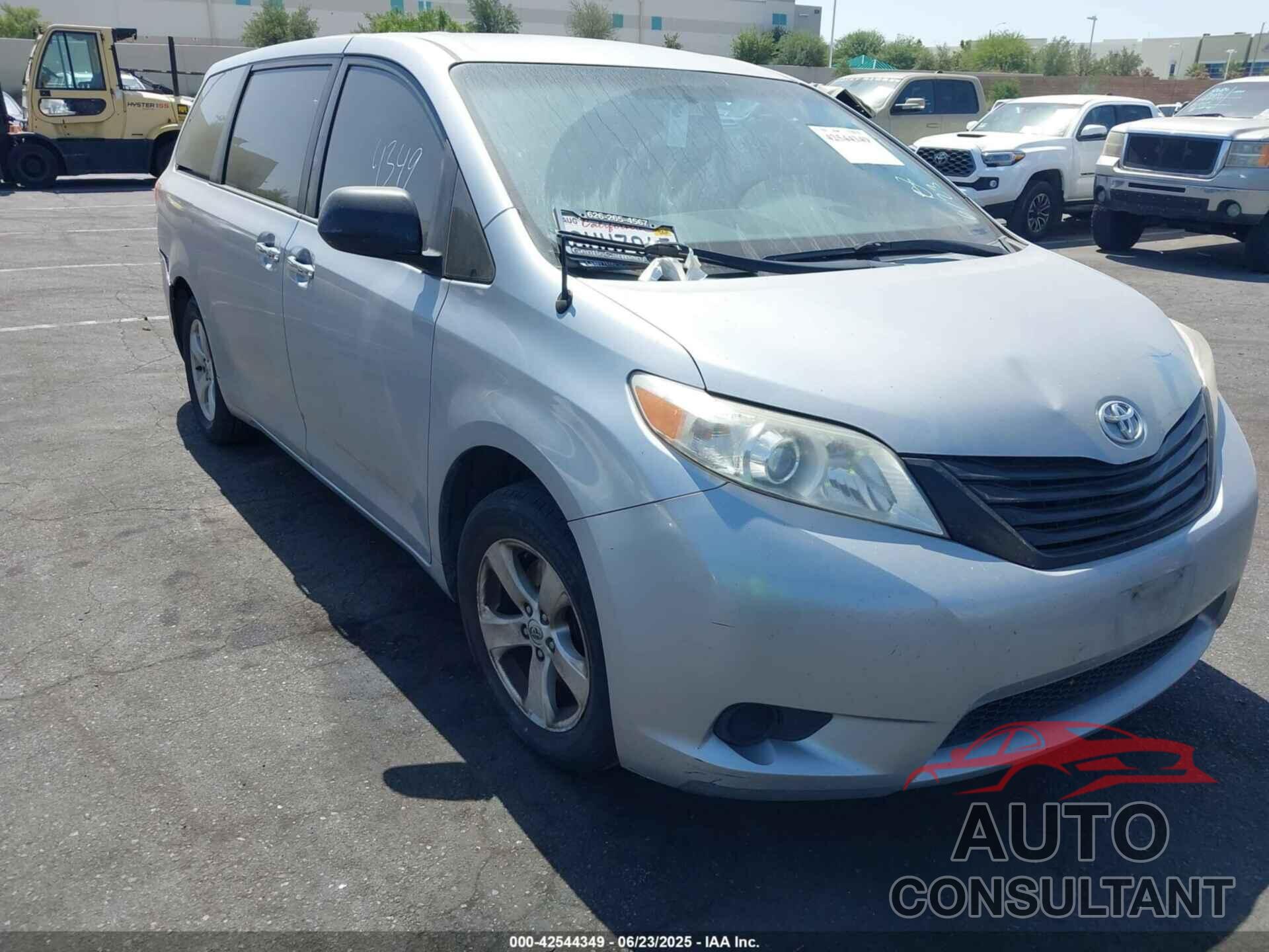 TOYOTA SIENNA 2014 - 5TDZK3DC6ES507187