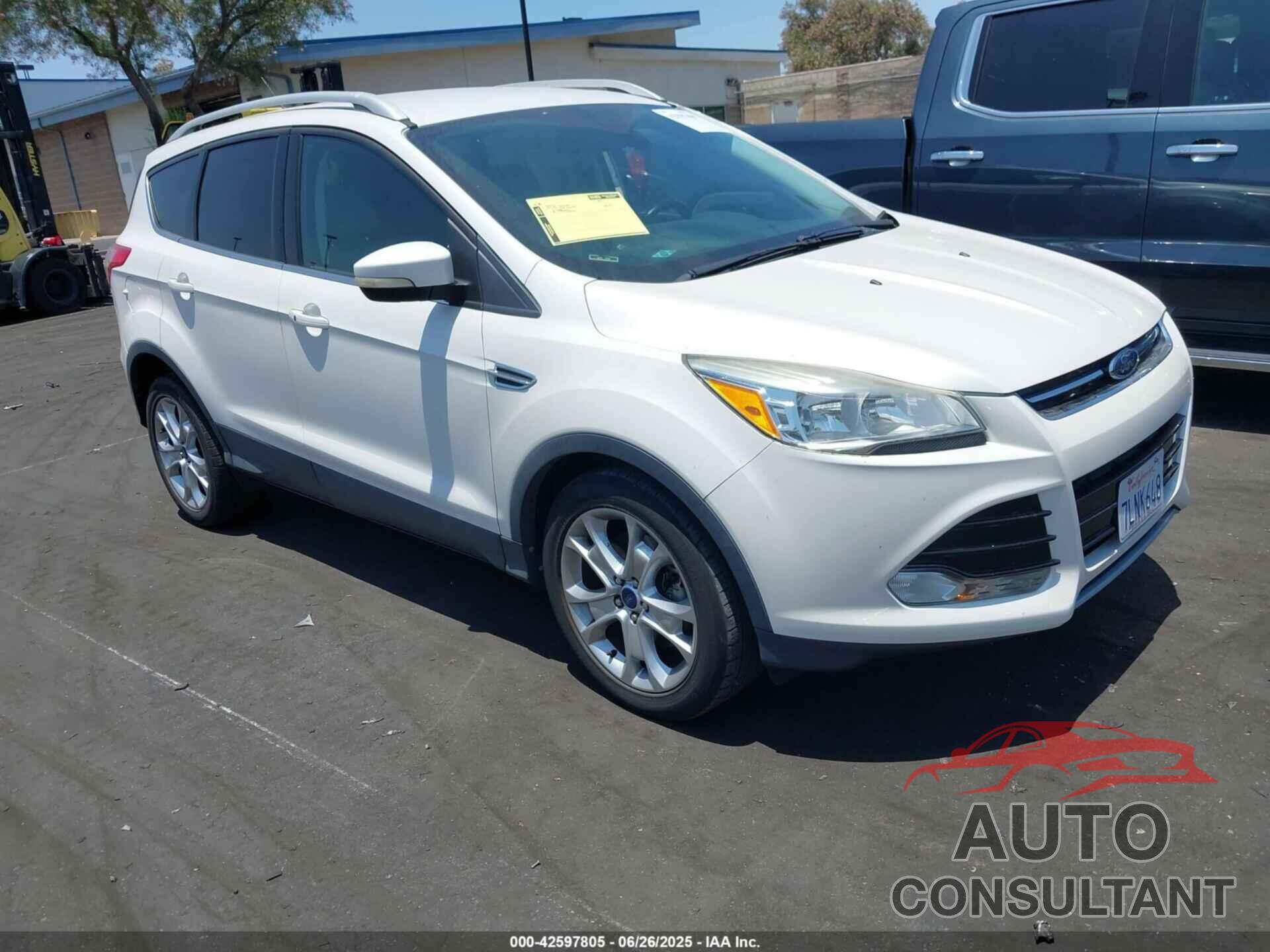 FORD ESCAPE 2015 - 1FMCU0J91FUB81511