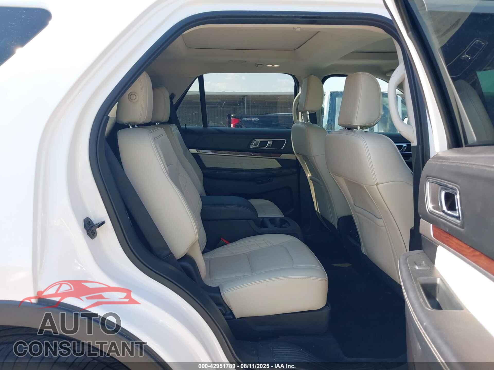 FORD EXPLORER 2018 - 1FM5K8HT0JGB52720