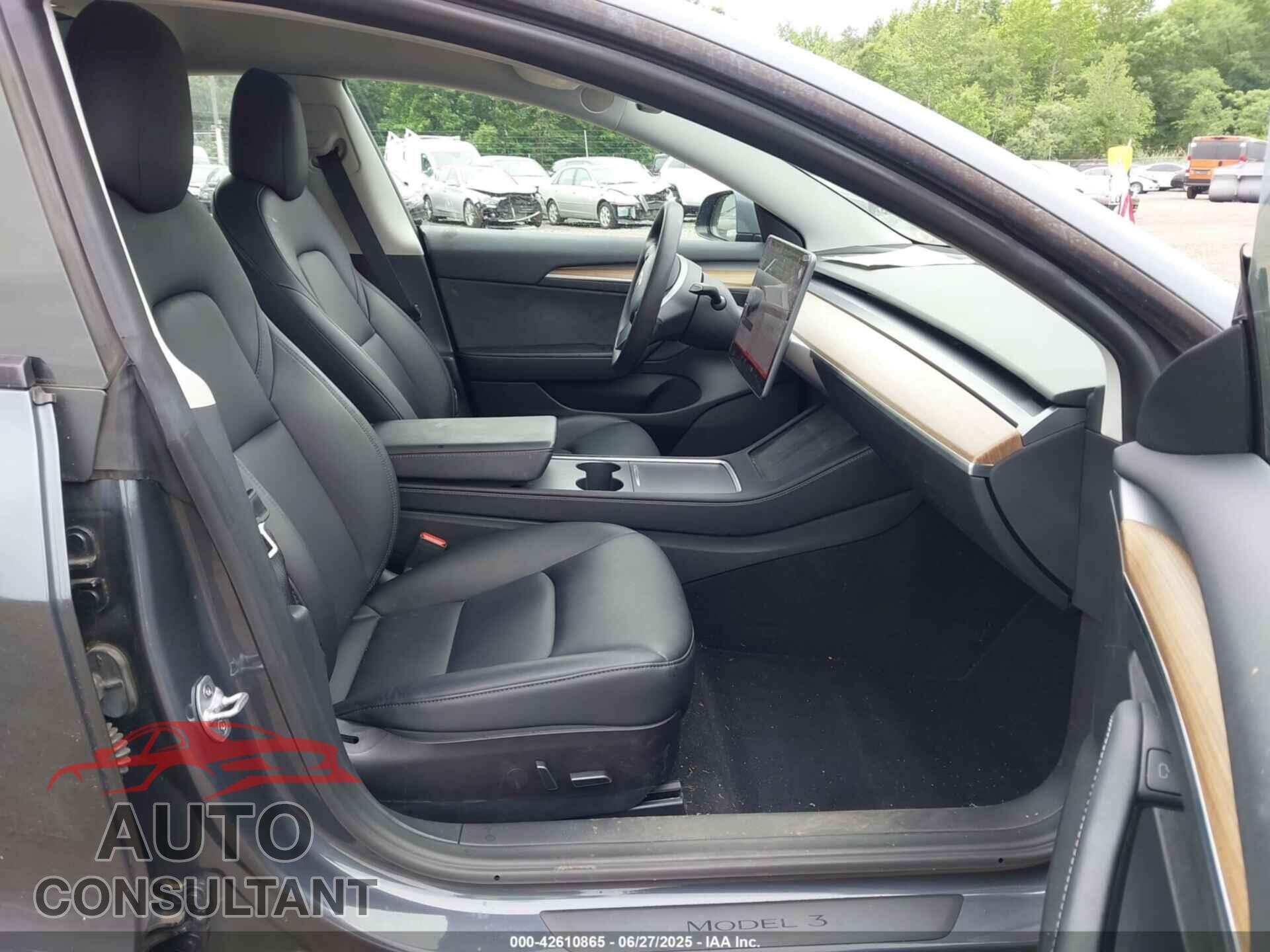 TESLA MODEL 3 2022 - 5YJ3E1EA1NF329580