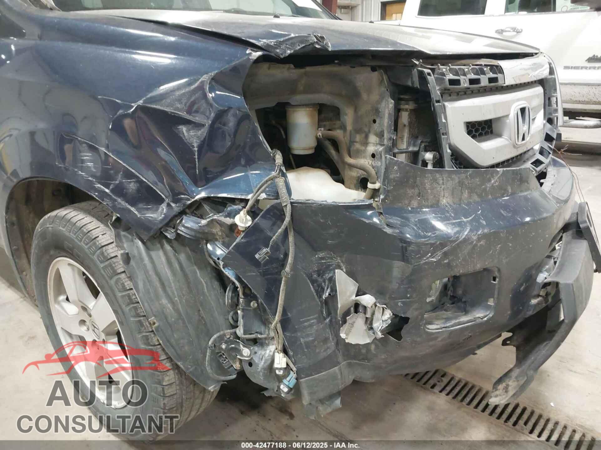 HONDA PILOT 2011 - 5FNYF4H59BB035018