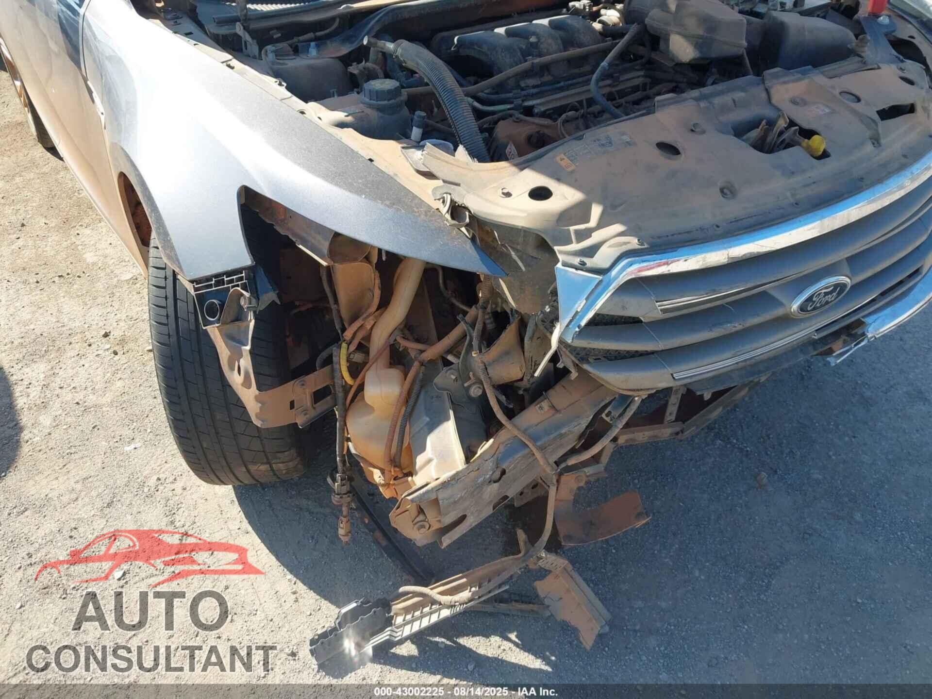 FORD TAURUS 2013 - 1FAHP2E88DG169310
