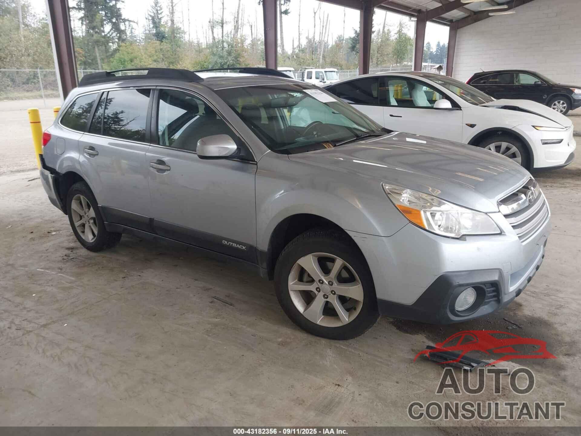 SUBARU OUTBACK 2013 - 4S4BRBGC7D3252399