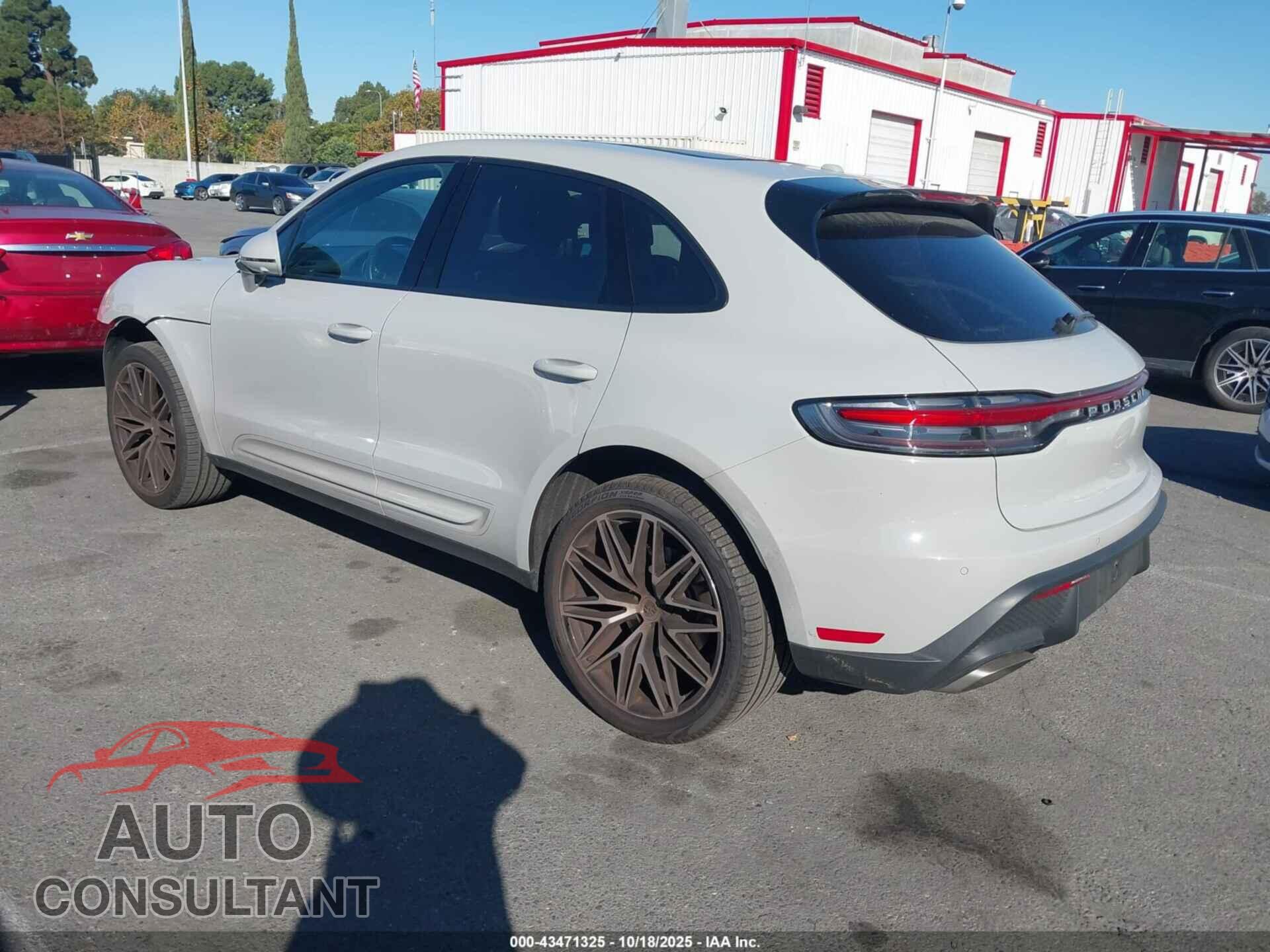 PORSCHE MACAN 2023 - WP1AA2A54PLB21452