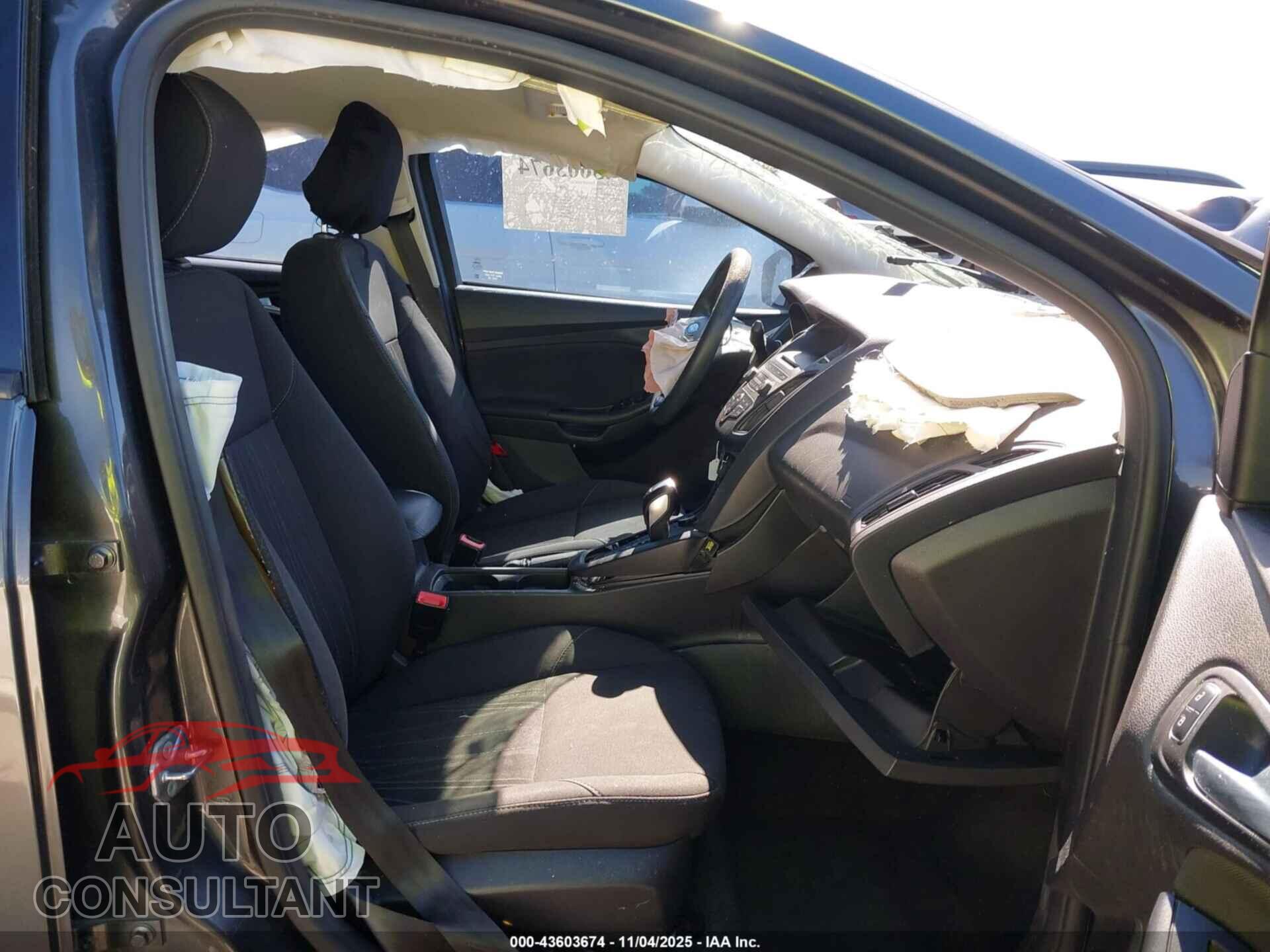FORD FOCUS 2016 - 1FADP3F29GL336543