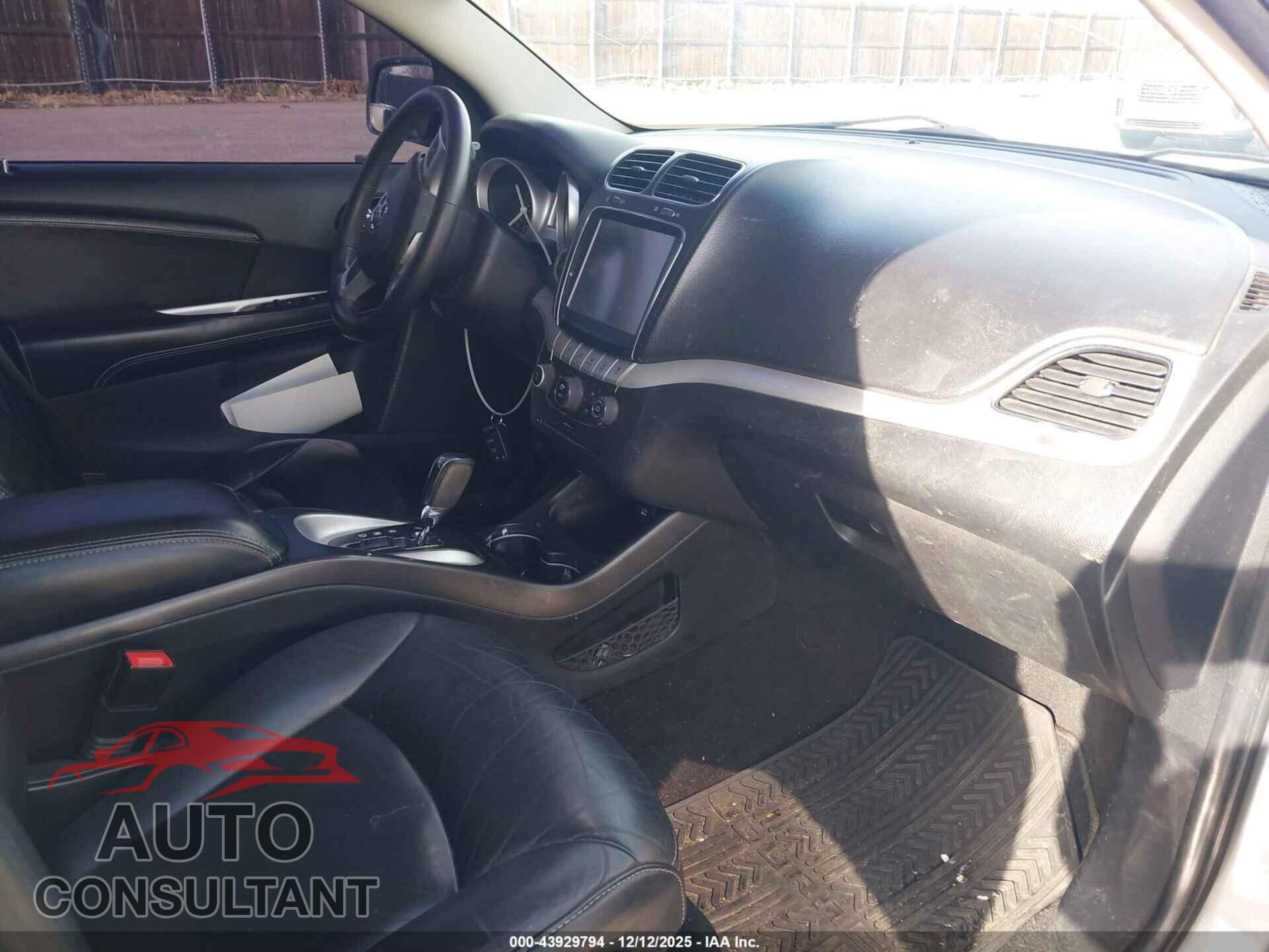 DODGE JOURNEY 2015 - 3C4PDCBB1FT707980
