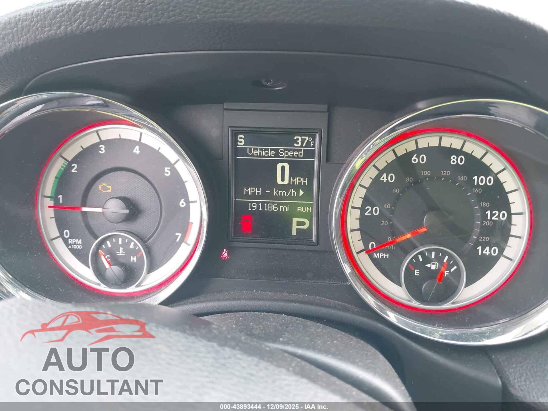 DODGE DURANGO 2013 - 1C4RDJAG4DC693818