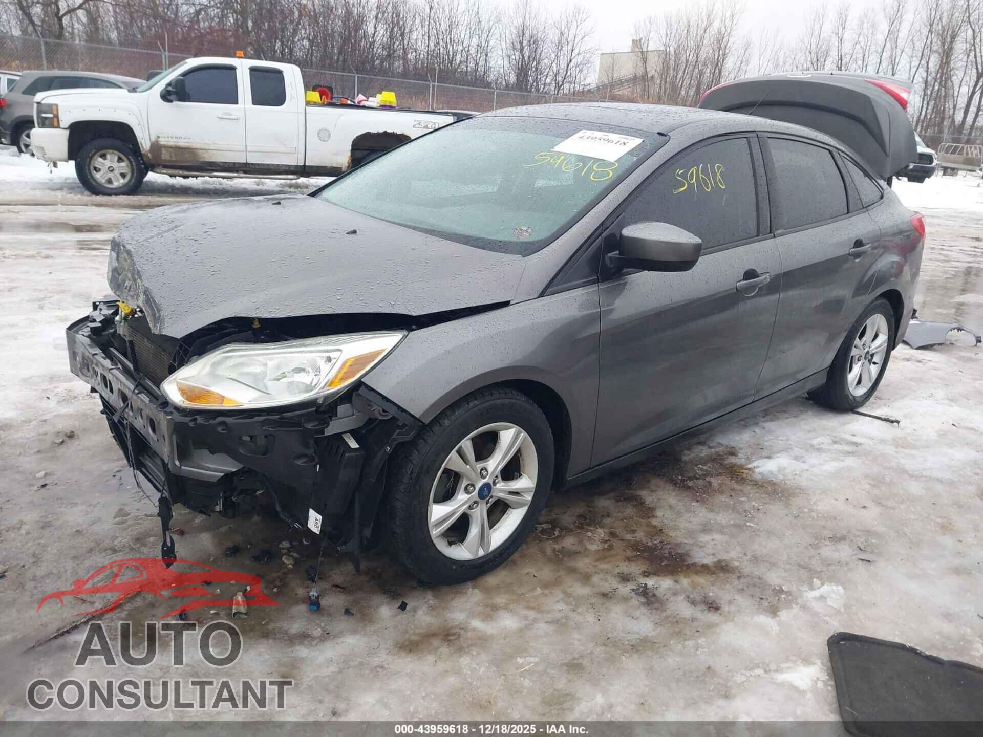 FORD FOCUS 2012 - 1FAHP3F20CL390292