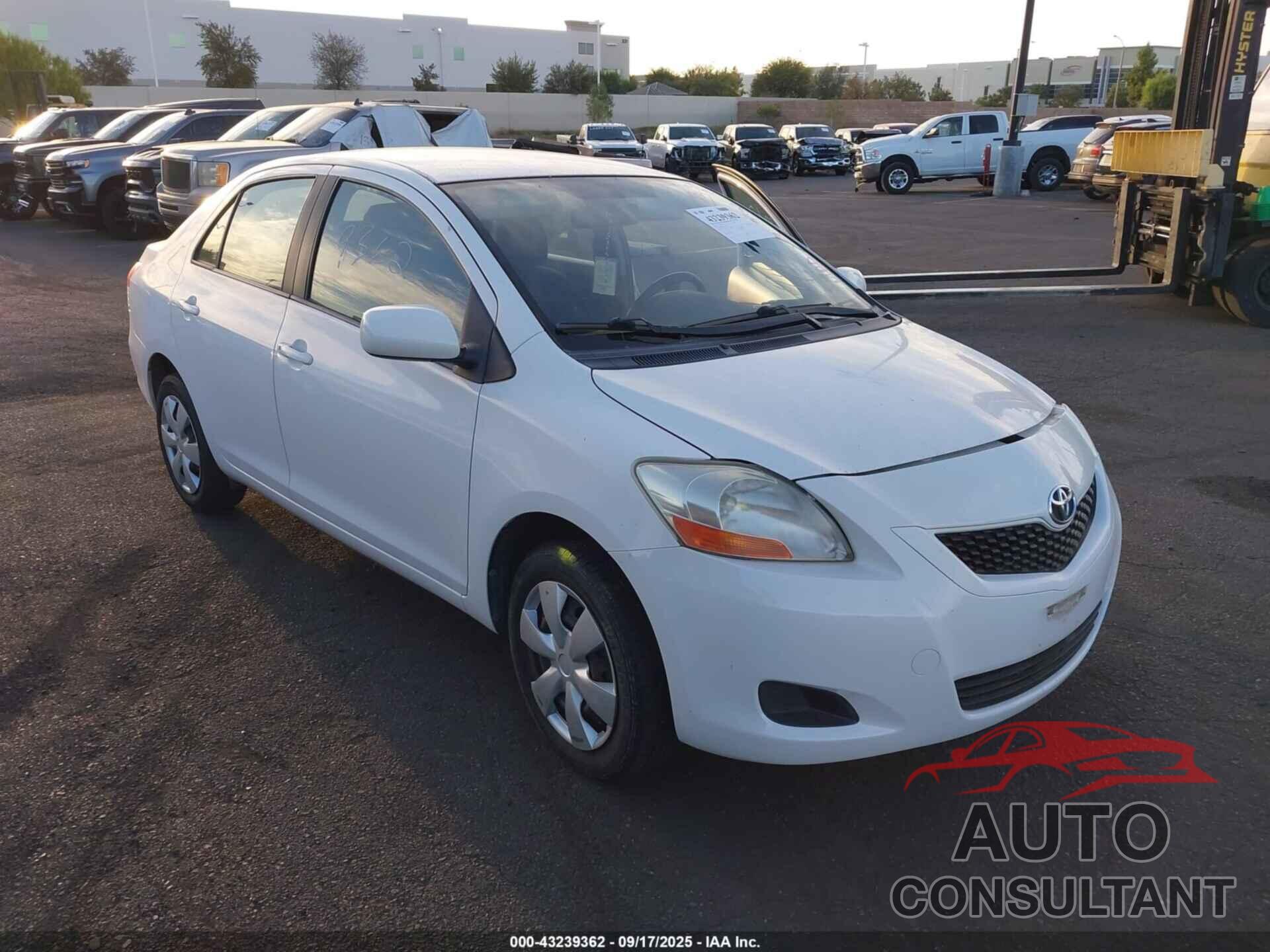 TOYOTA YARIS 2010 - JTDBT4K33A1374323