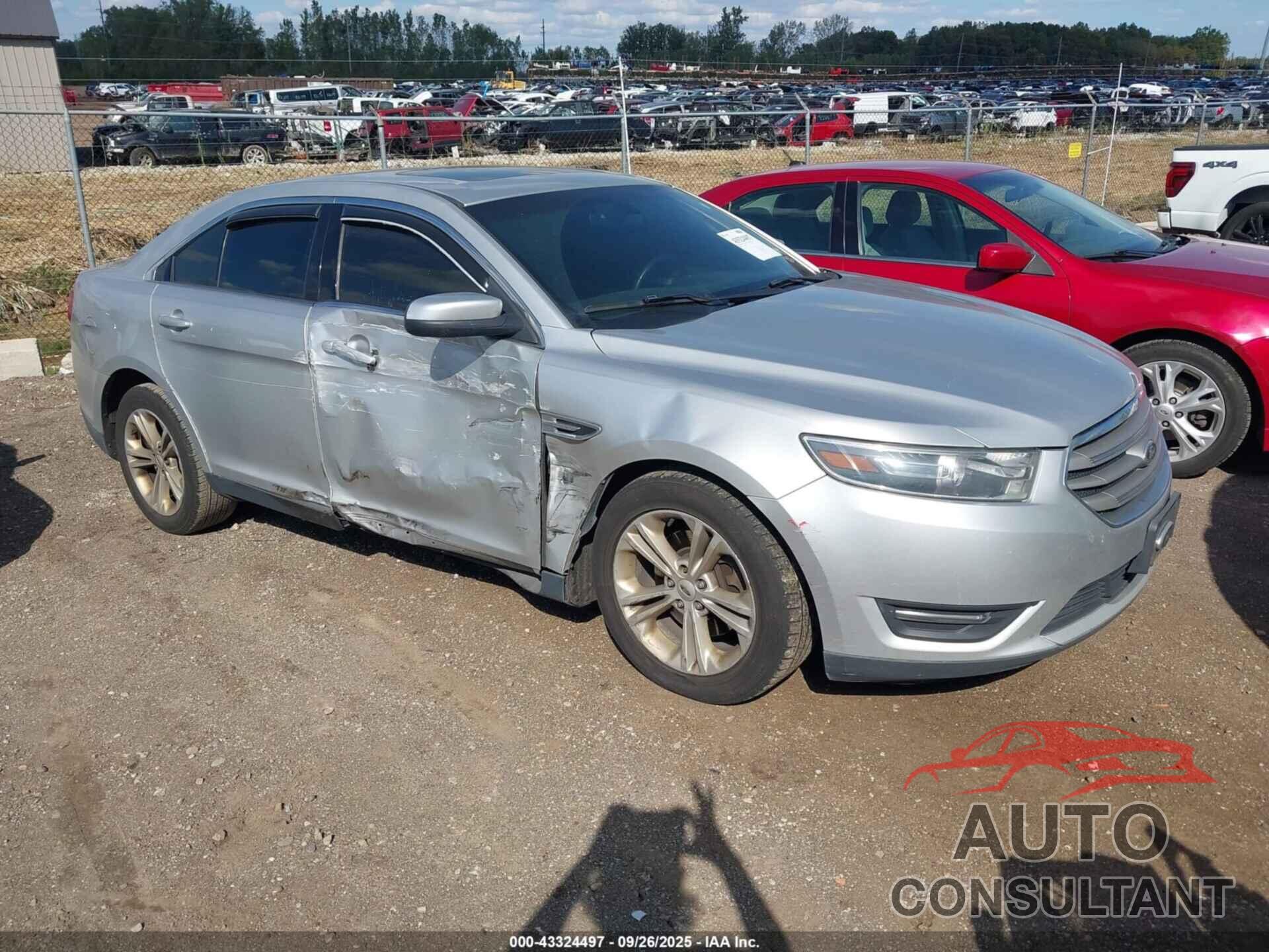 FORD TAURUS 2015 - 1FAHP2E86FG130248