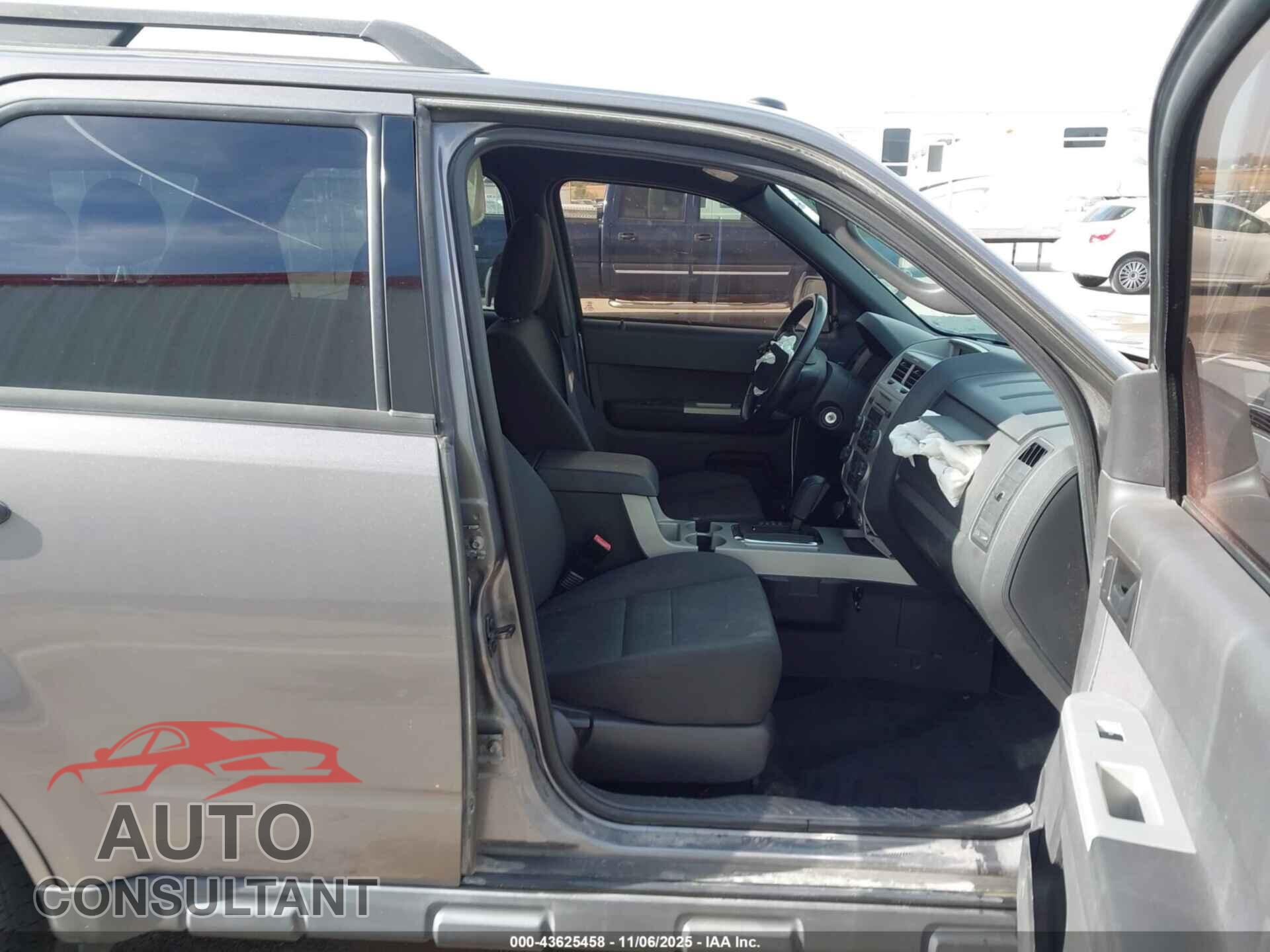 FORD ESCAPE 2012 - 1FMCU9DG6CKB67061