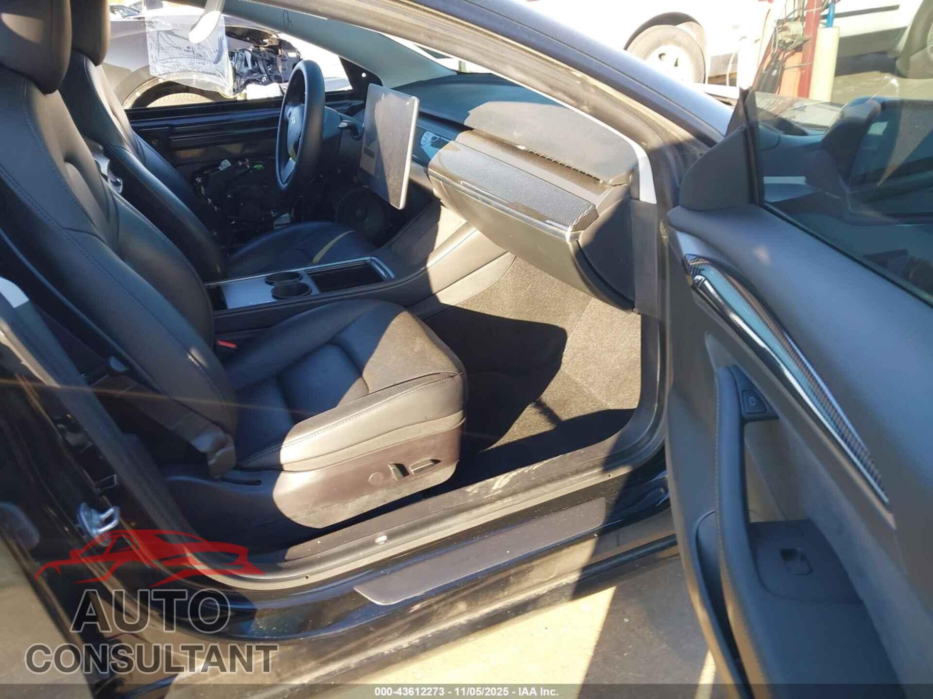 TESLA MODEL 3 2021 - 5YJ3E1EA7MF976404