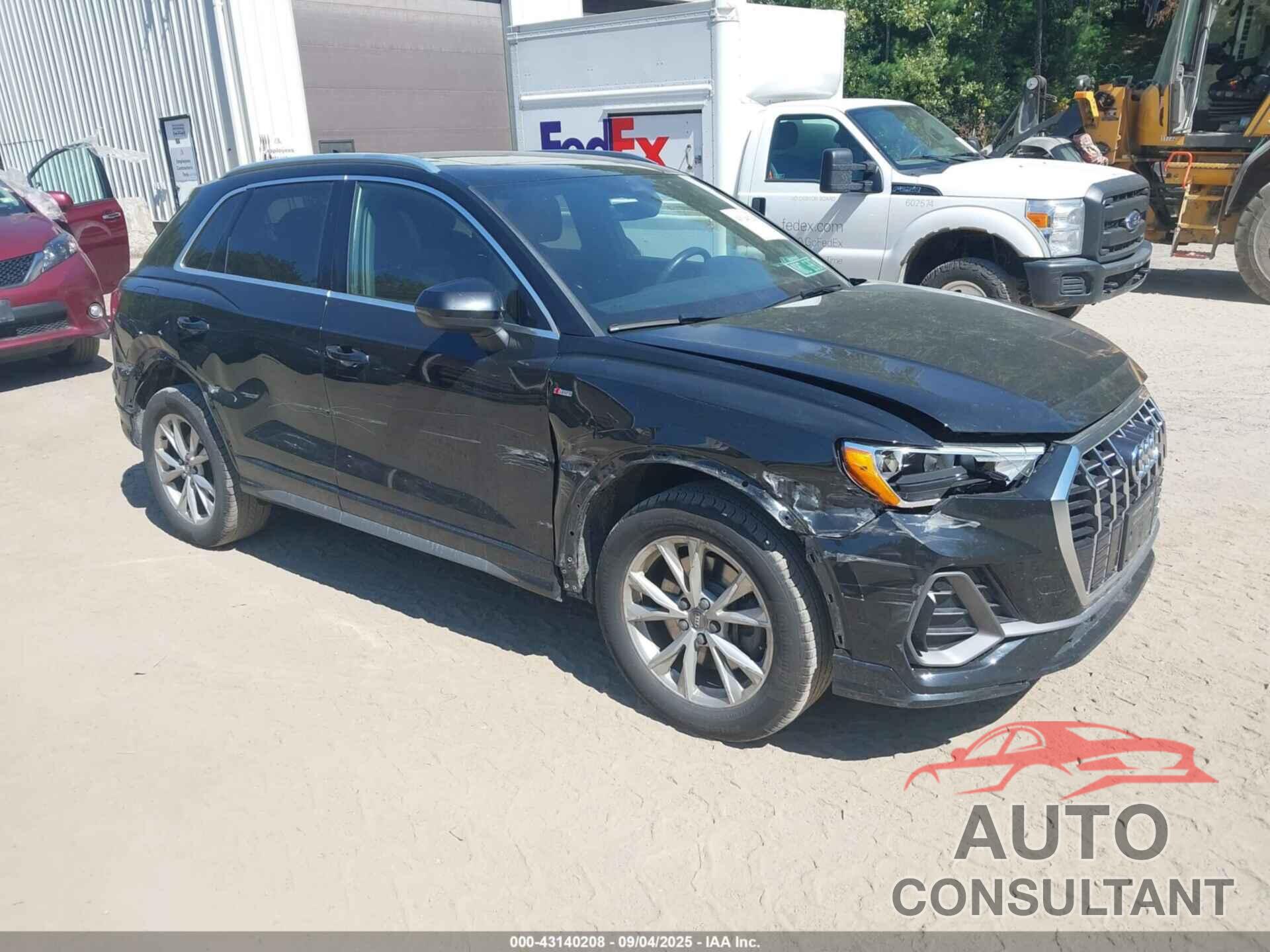 AUDI Q3 2021 - WA1DECF33M1014927