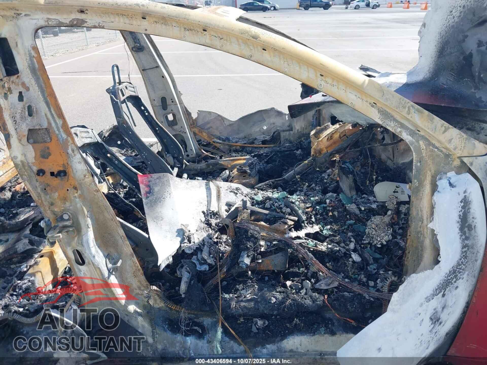 TESLA MODEL 3 2018 - 5YJ3E1EA8JF010462