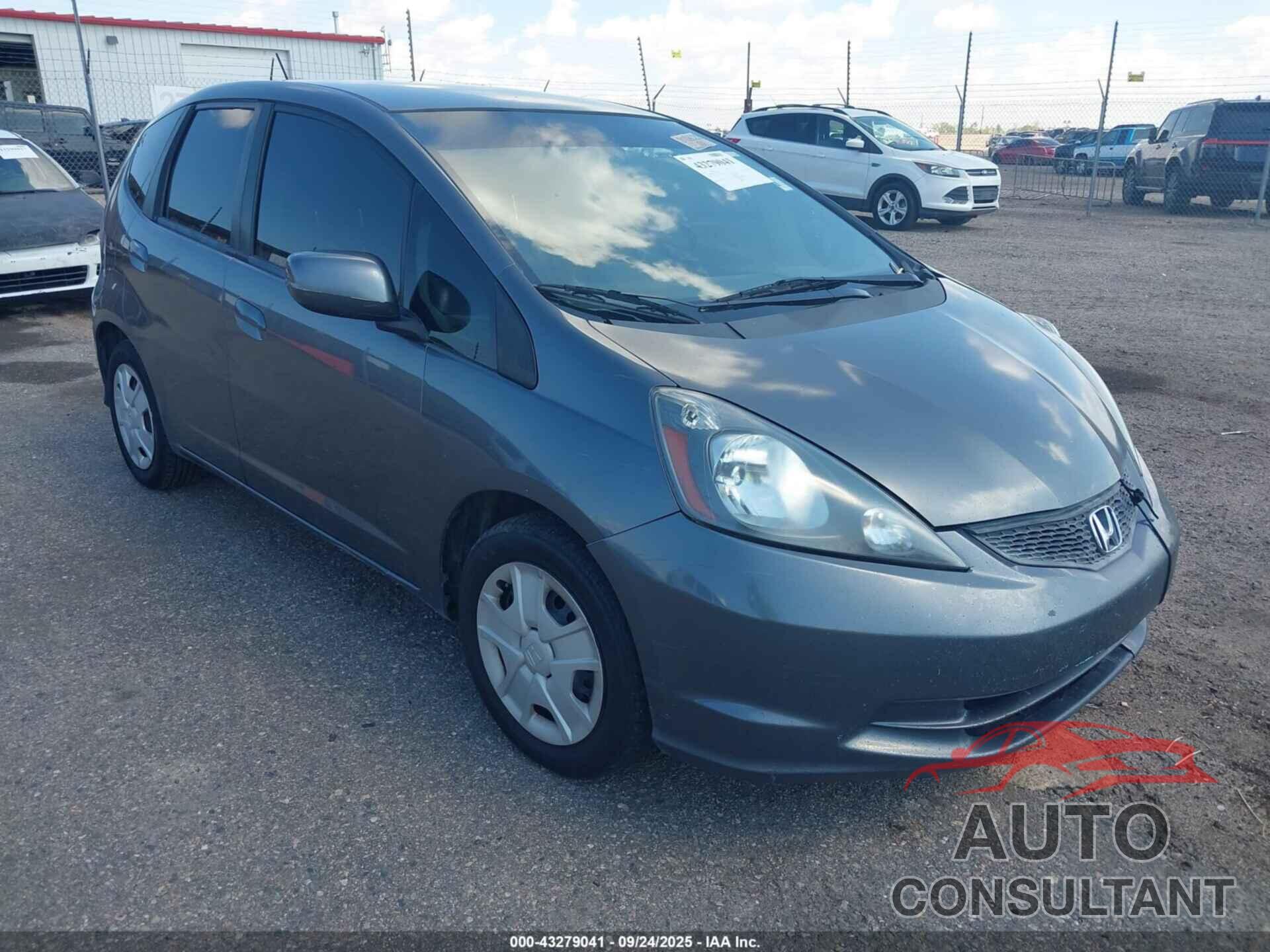 HONDA FIT 2013 - JHMGE8H3XDC042644