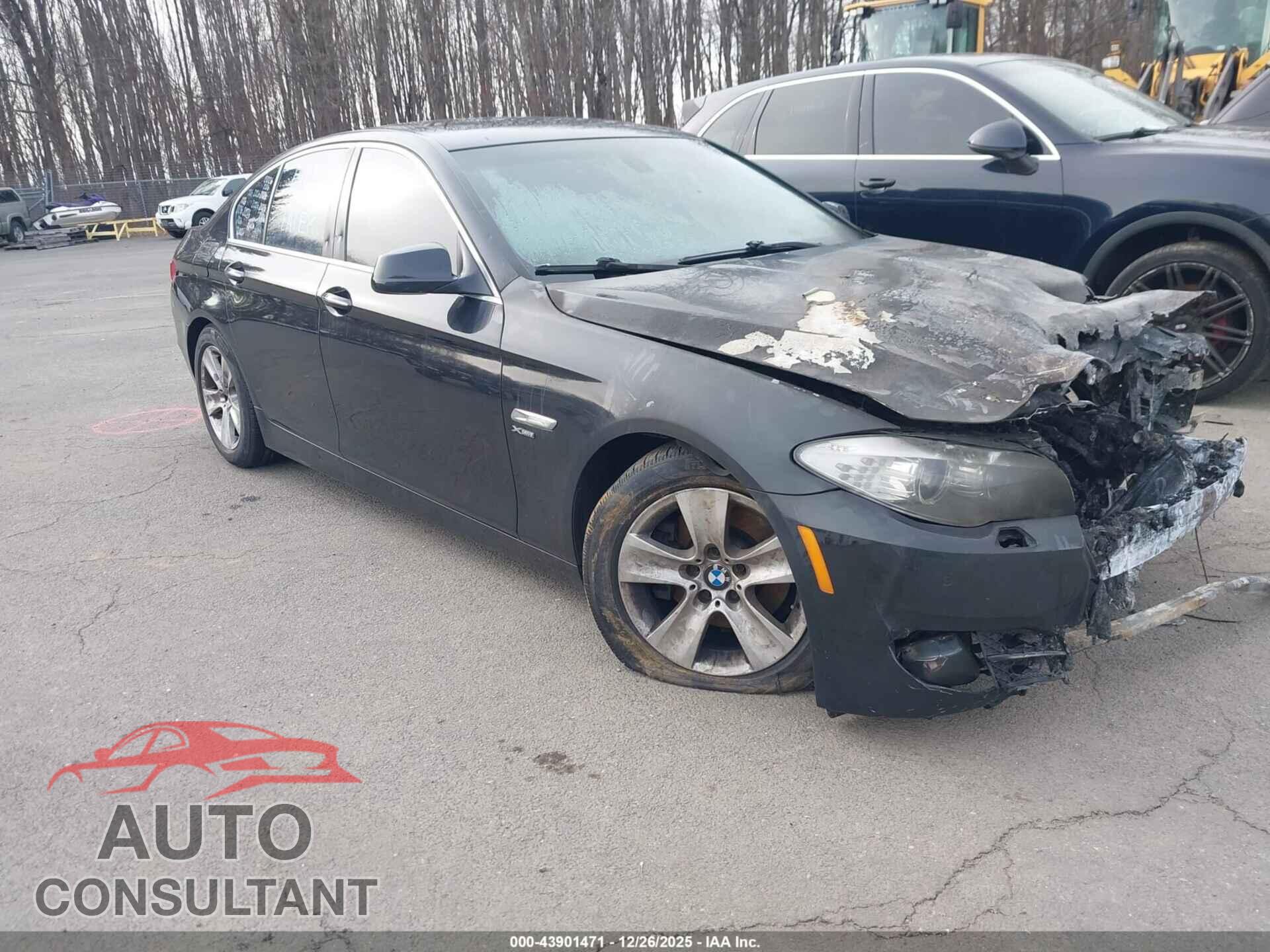 BMW 528I 2012 - WBAXH5C58CDW11657