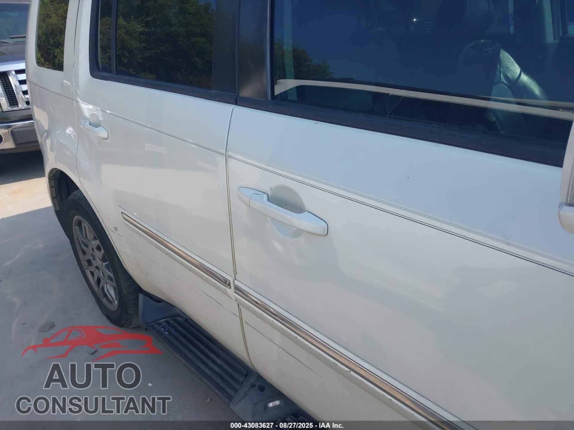 HONDA PILOT 2015 - 5FNYF3H92FB007774