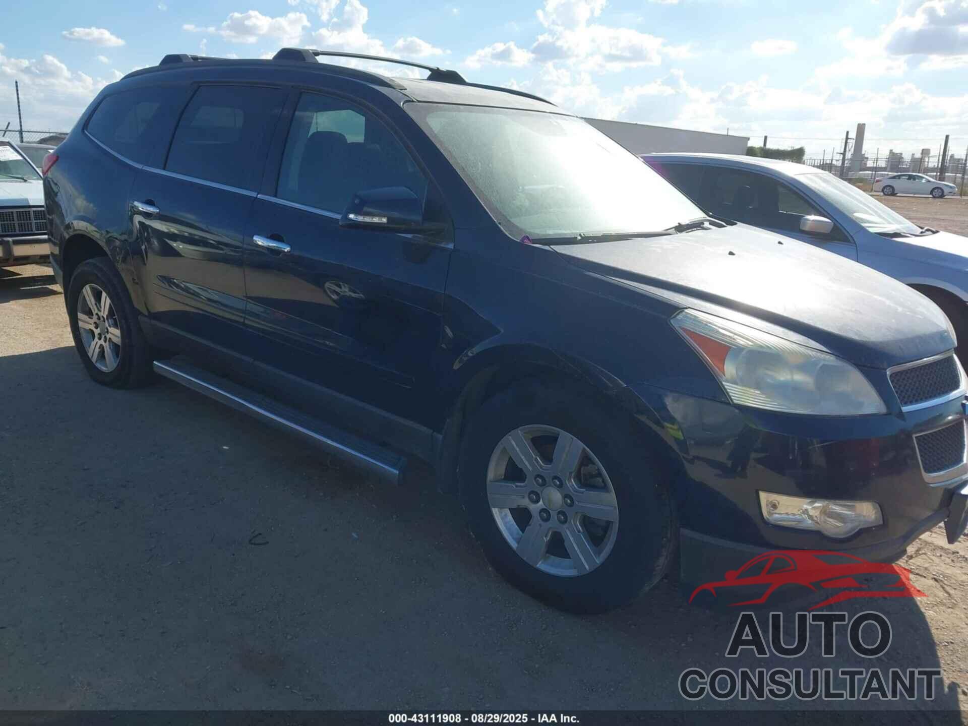 CHEVROLET TRAVERSE 2011 - 1GNKVGED0BJ199621