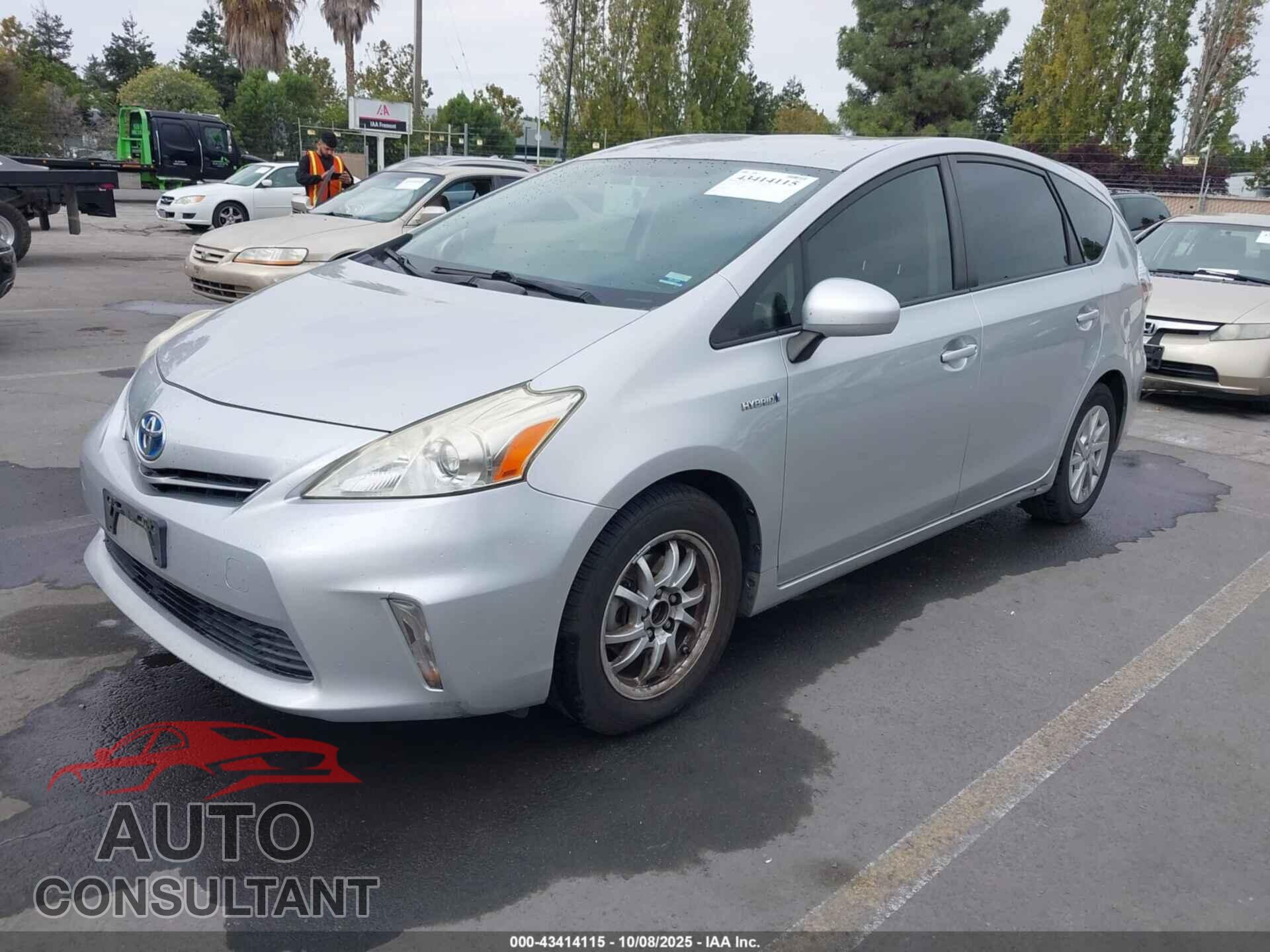TOYOTA PRIUS V 2014 - JTDZN3EUXEJ014138