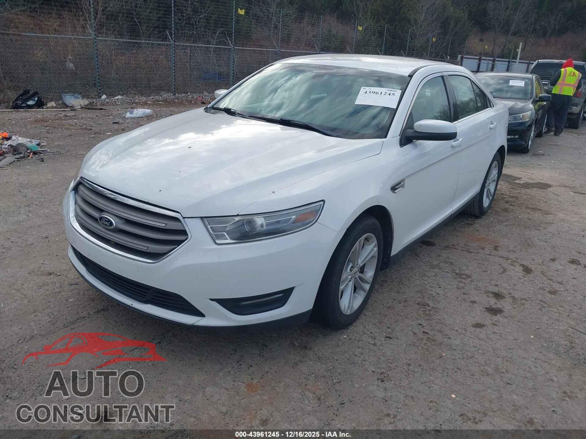 FORD TAURUS 2013 - 1FAHP2E80DG198333