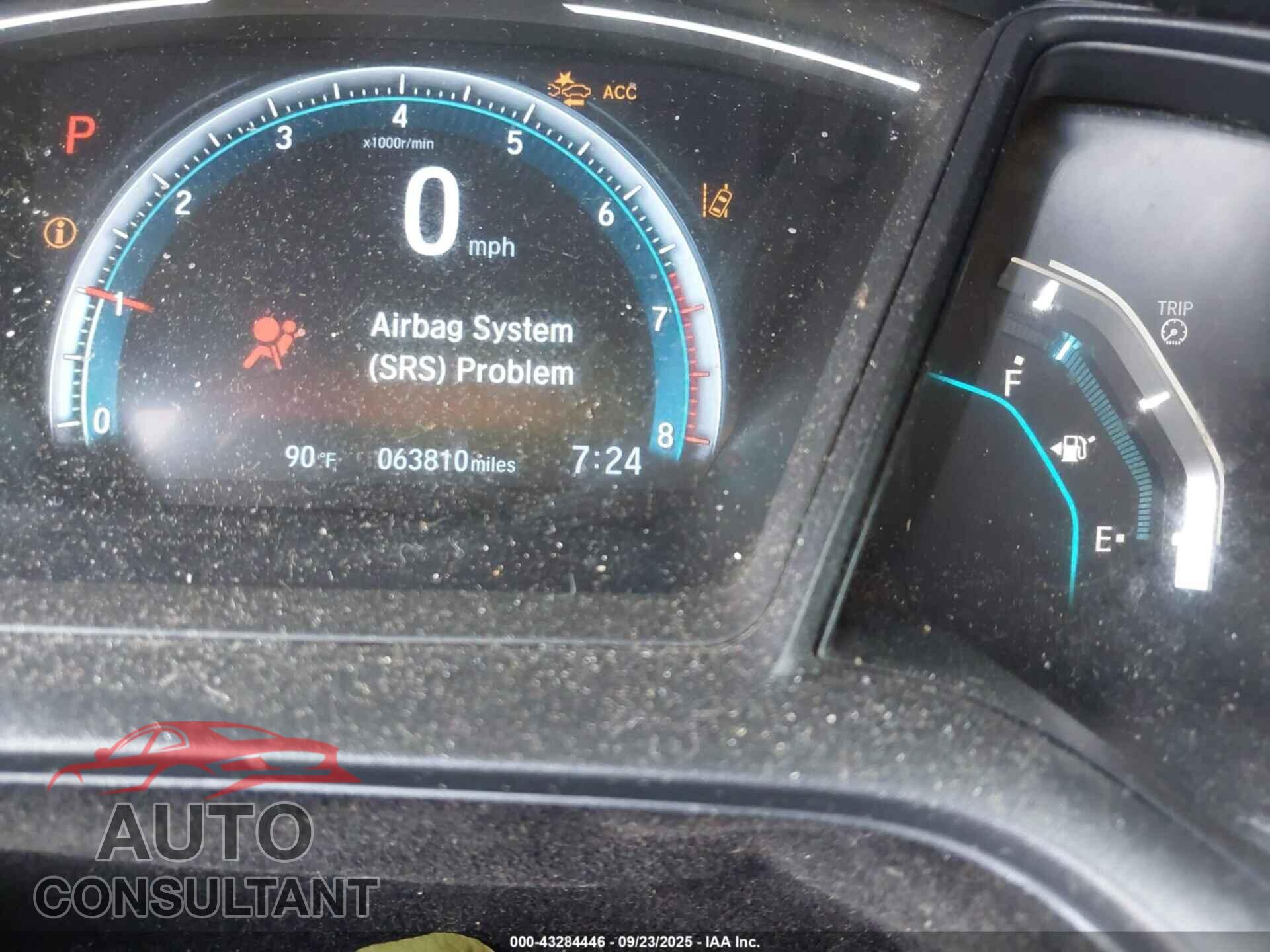 HONDA CIVIC 2019 - 2HGFC2F60KH588765