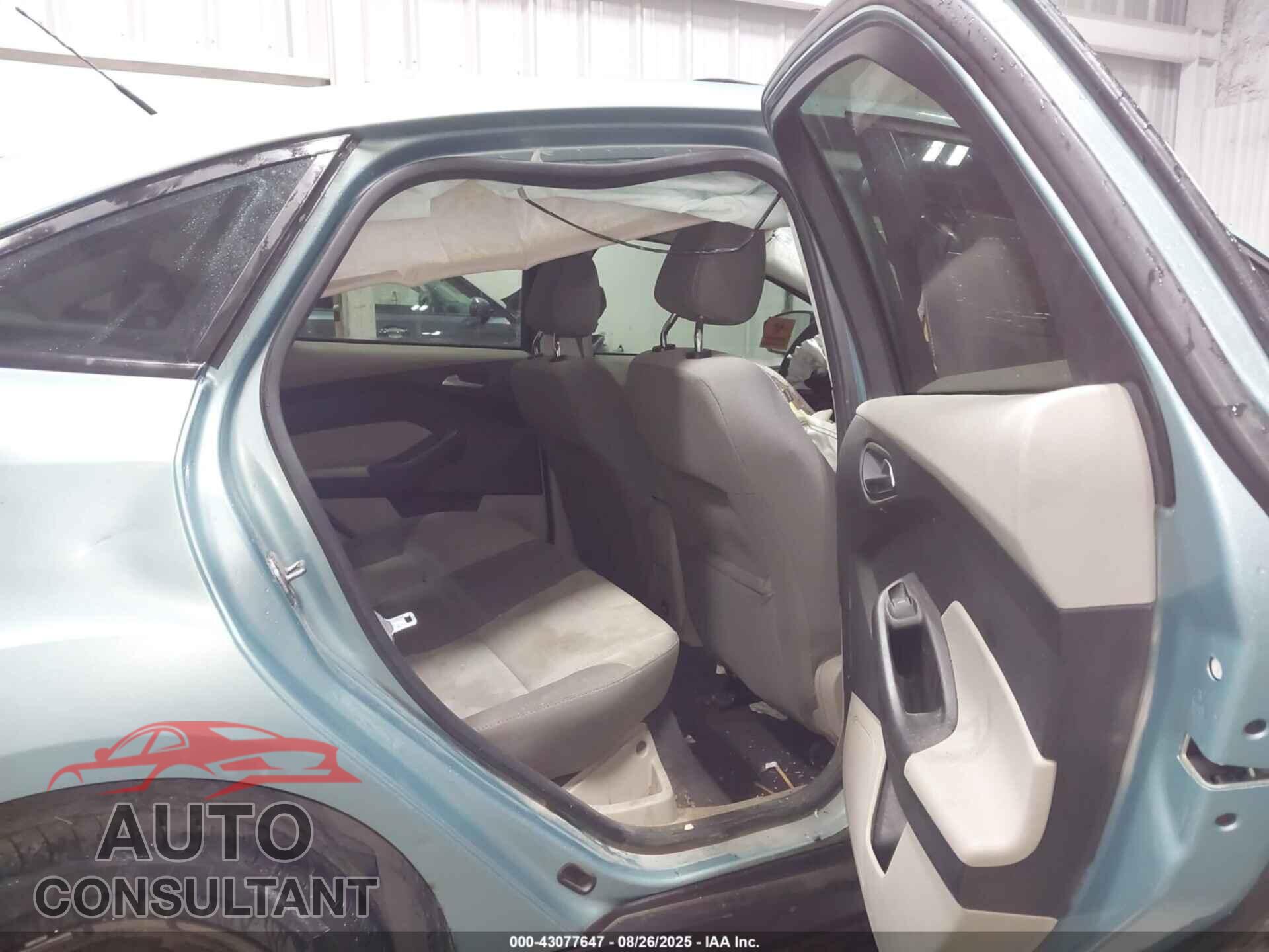 FORD FOCUS 2012 - 1FAHP3F2XCL225169