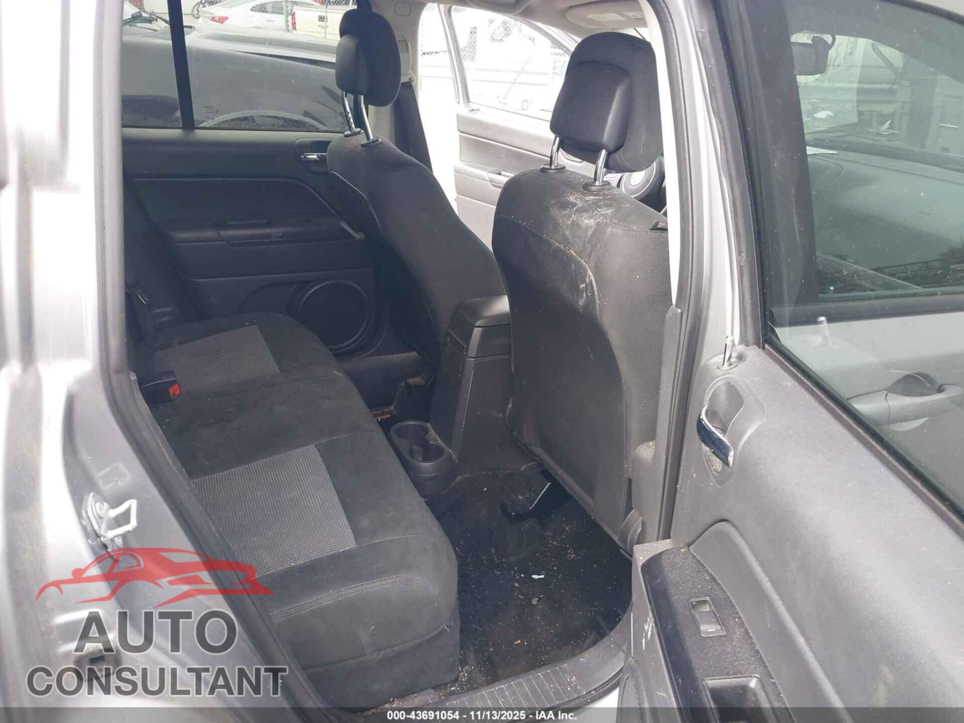 JEEP COMPASS 2016 - 1C4NJDBB3GD713082