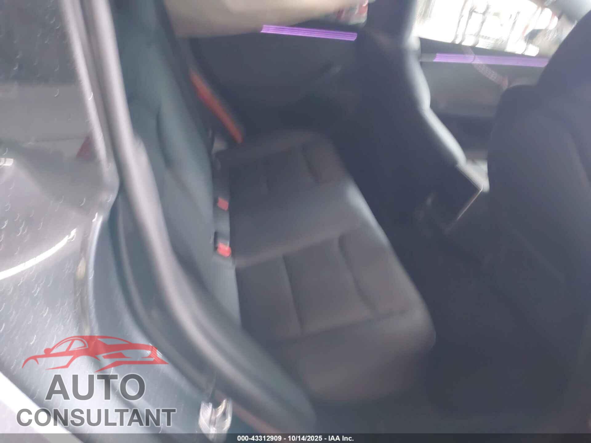 TESLA MODEL 3 2025 - 5YJ3E1EA0SF044591