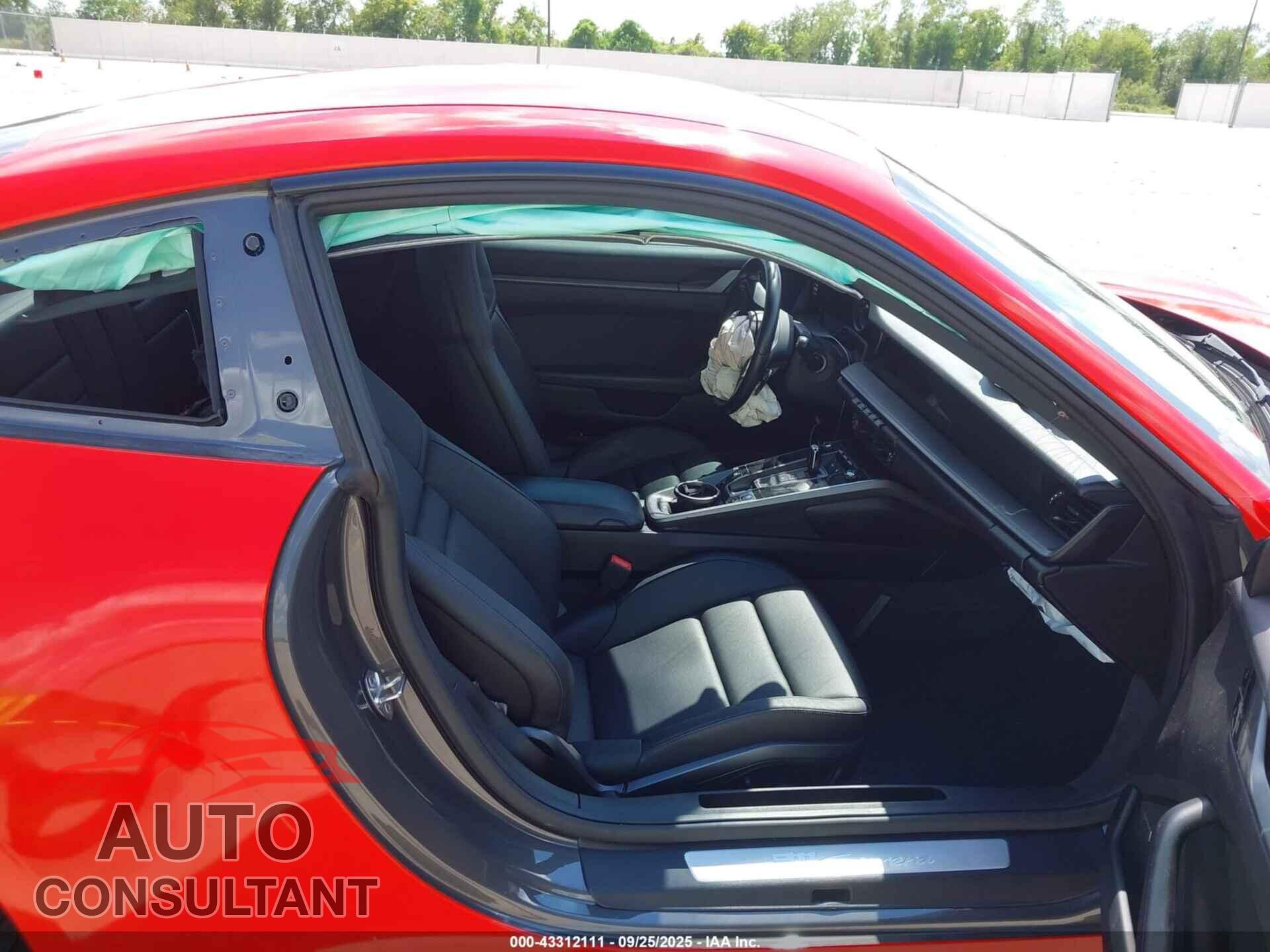 PORSCHE 911 2022 - WP0AA2A91NS206076