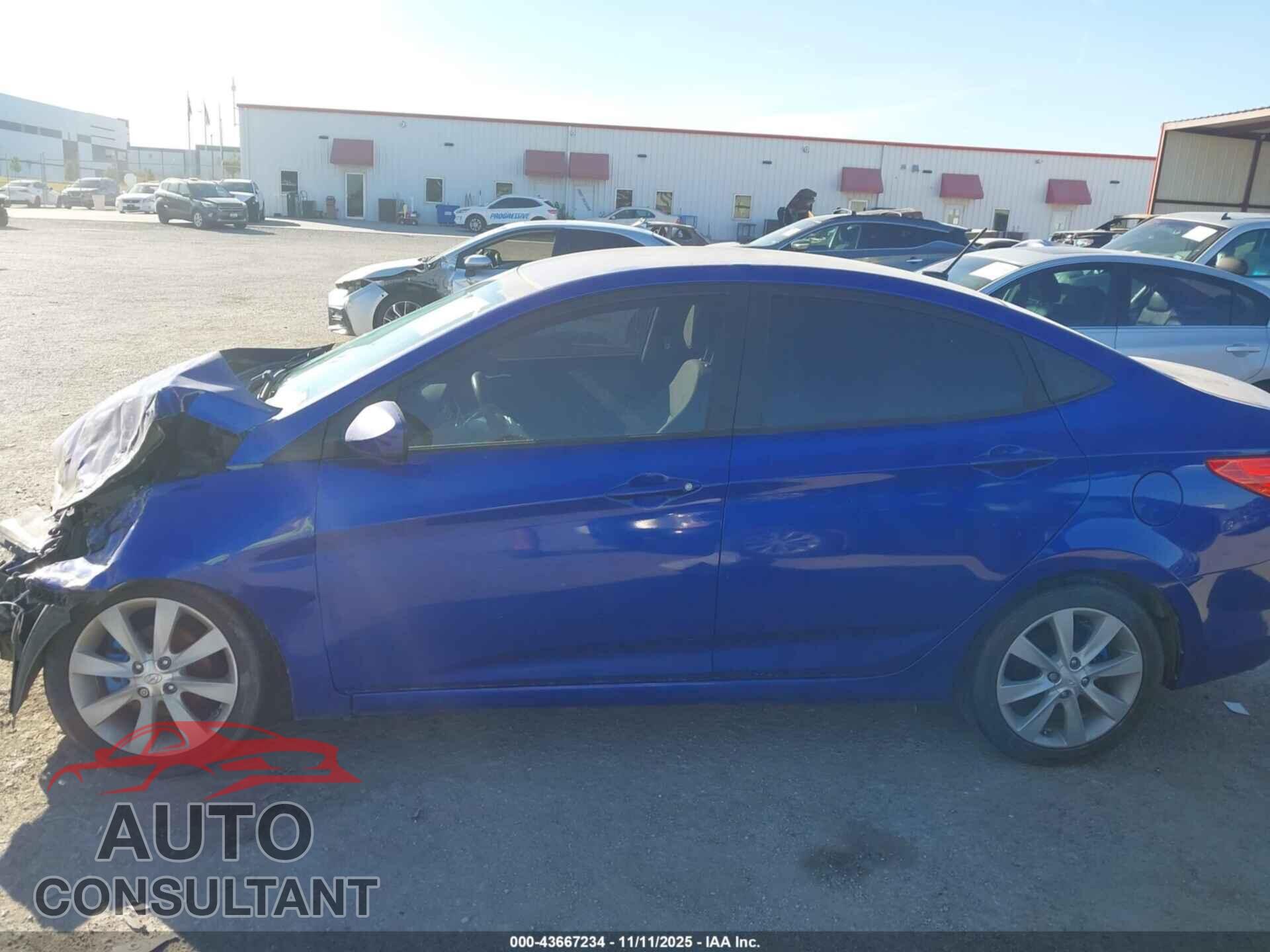 HYUNDAI ACCENT 2013 - KMHCU4AE3DU463473