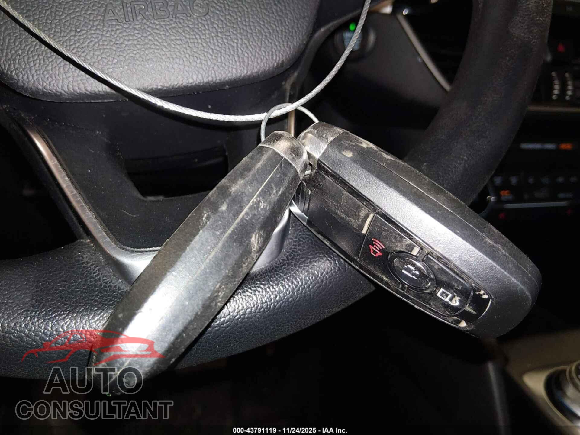 FORD ESCAPE 2020 - 1FMCU0G69LUA92102
