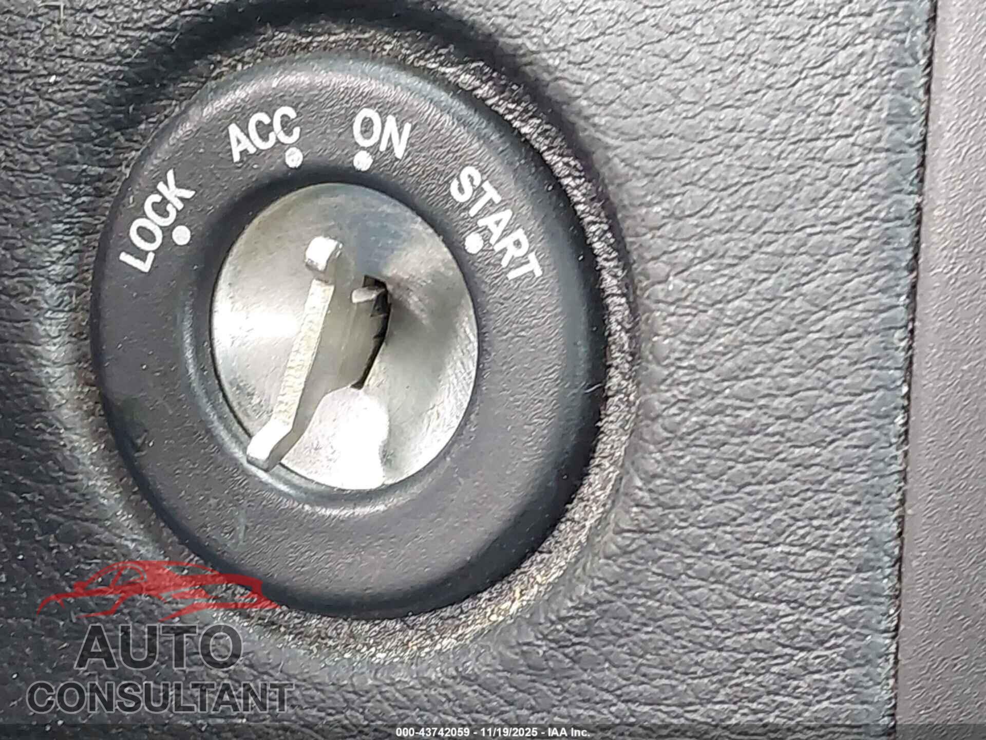 DODGE AVENGER 2013 - 1C3CDZAB1DN680686