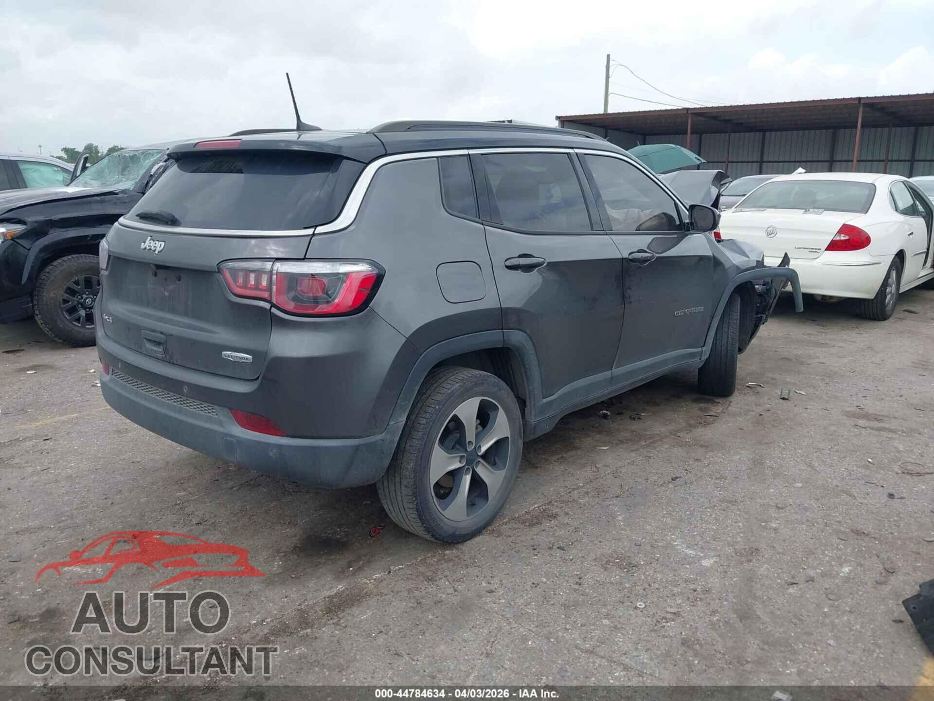 JEEP COMPASS 2018 - 3C4NJDBB4JT235191
