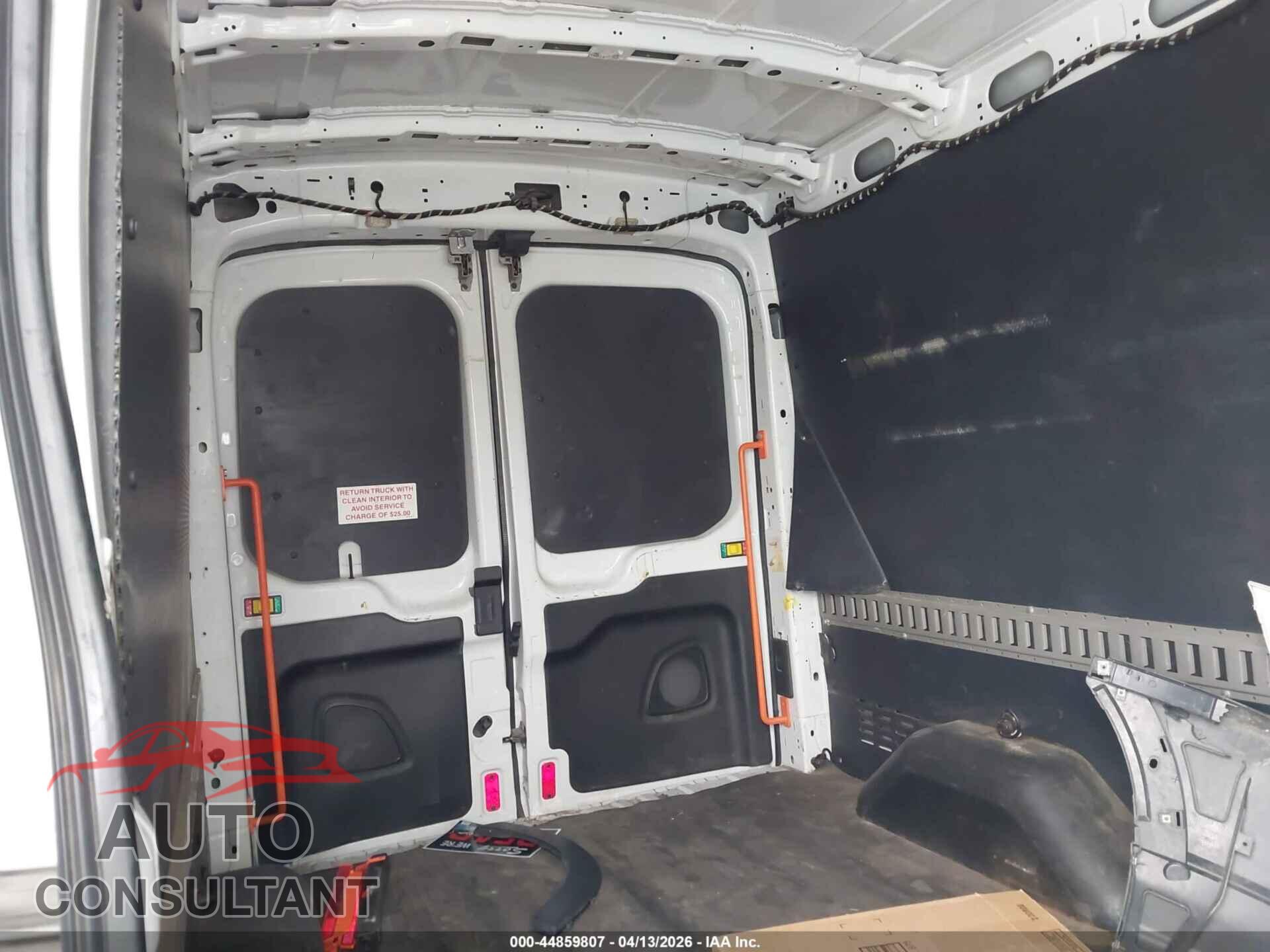 FORD TRANSIT-150 2018 - 1FTYE2CM2JKB52432