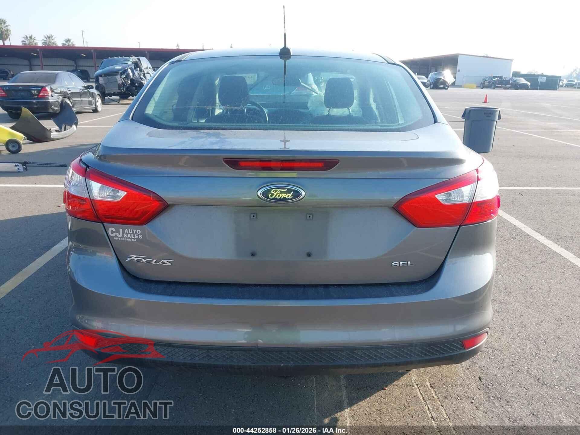 FORD FOCUS 2012 - 1FAHP3H29CL251663