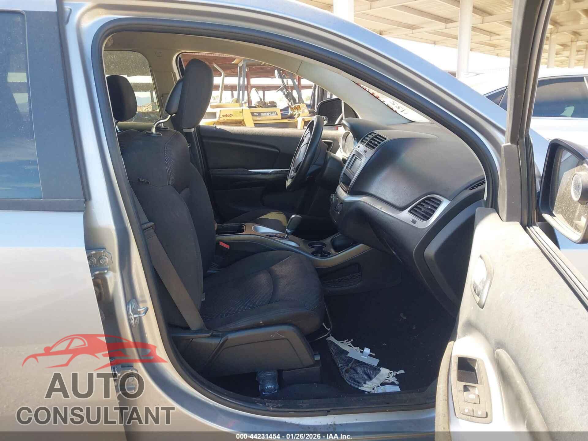 DODGE JOURNEY 2015 - 3C4PDCBB9FT736725