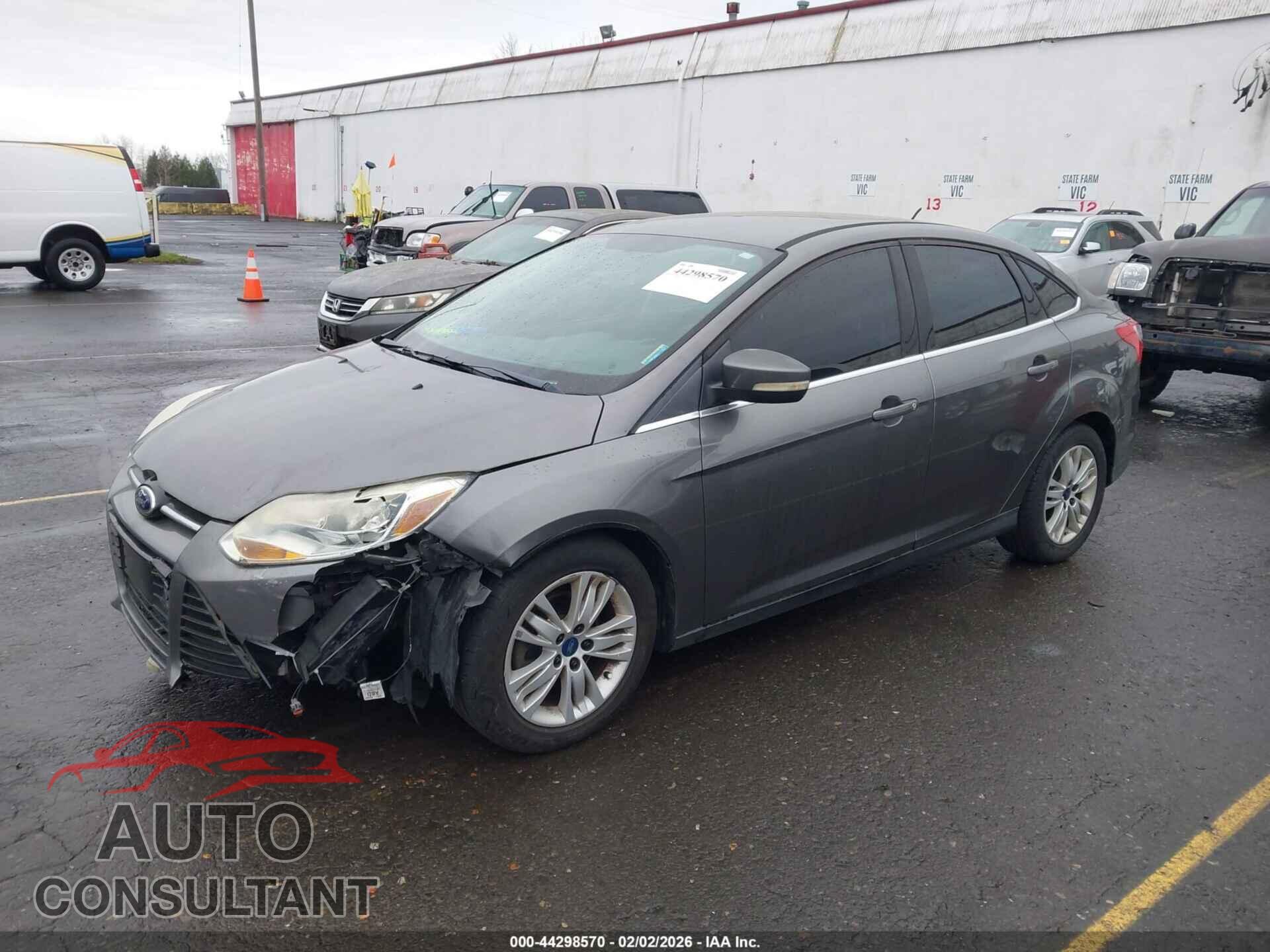 FORD FOCUS 2012 - 1FAHP3H26CL339747