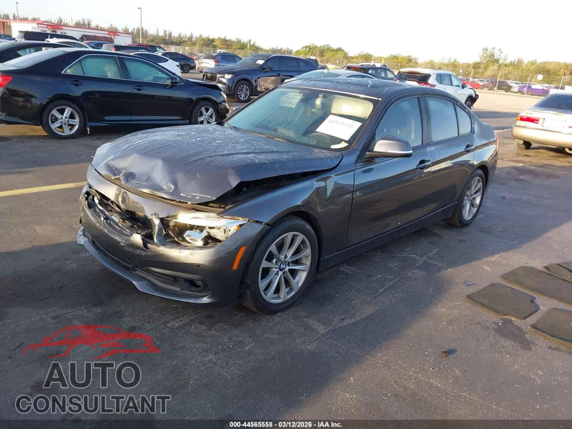 BMW 320I 2017 - WBA8A9C56HK619663