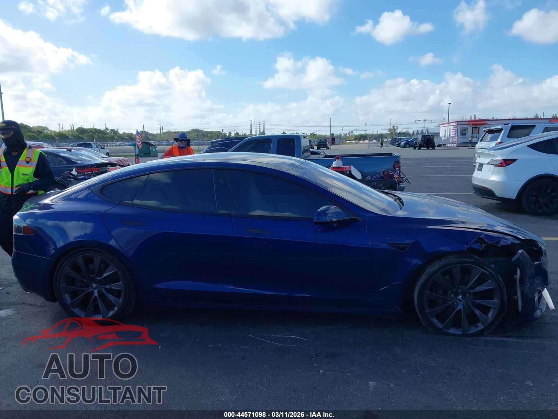 TESLA MODEL S 2019 - 5YJSA1E24KF336048