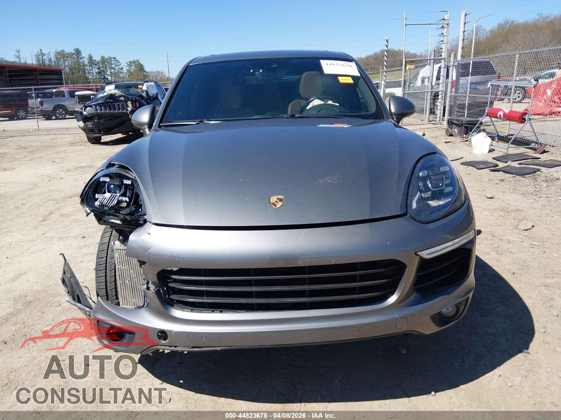 PORSCHE CAYENNE 2017 - WP1AB2A24HLA53304