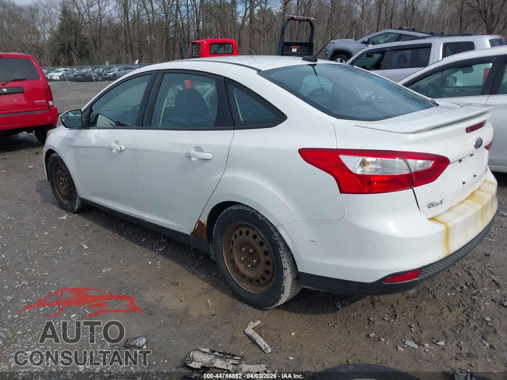 FORD FOCUS 2014 - 1FADP3F26EL201646