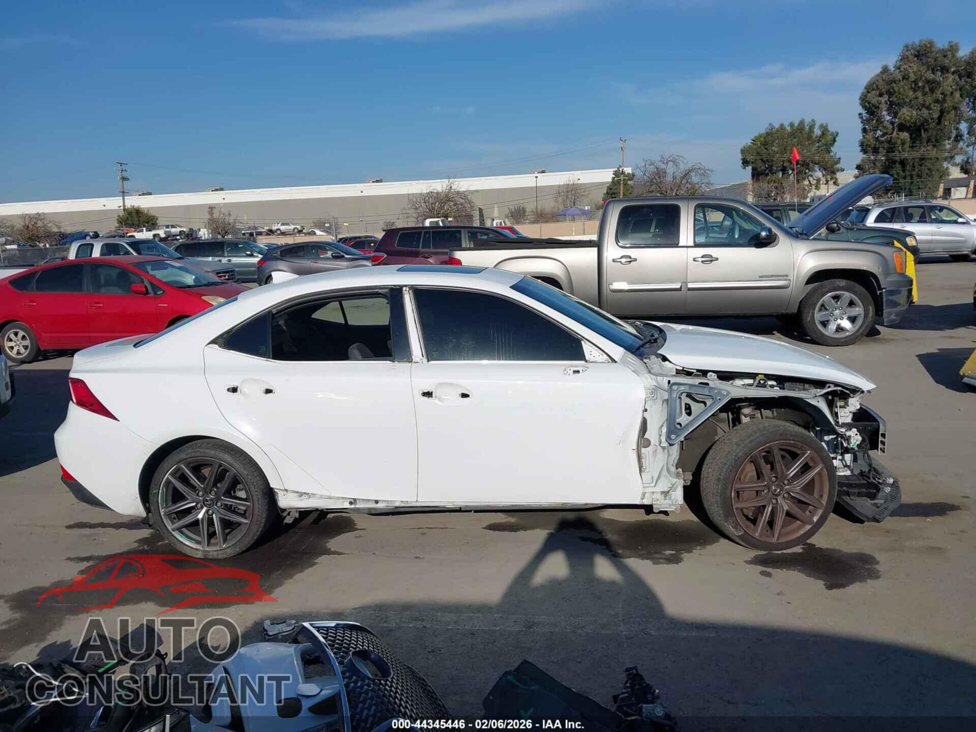 LEXUS IS 350 2014 - JTHBE1D28E5013406