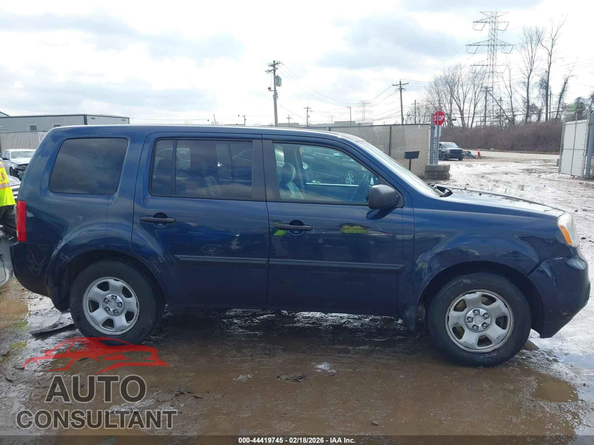 HONDA PILOT 2012 - 5FNYF4H21CB005485